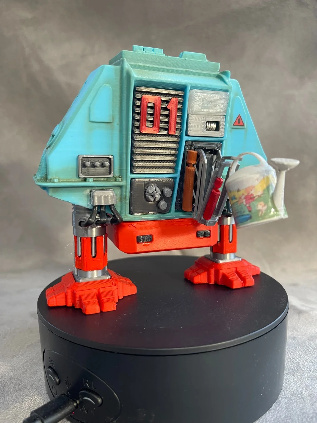 Dewey Model Robot From Sci-Fi Film Silent Running, image 3