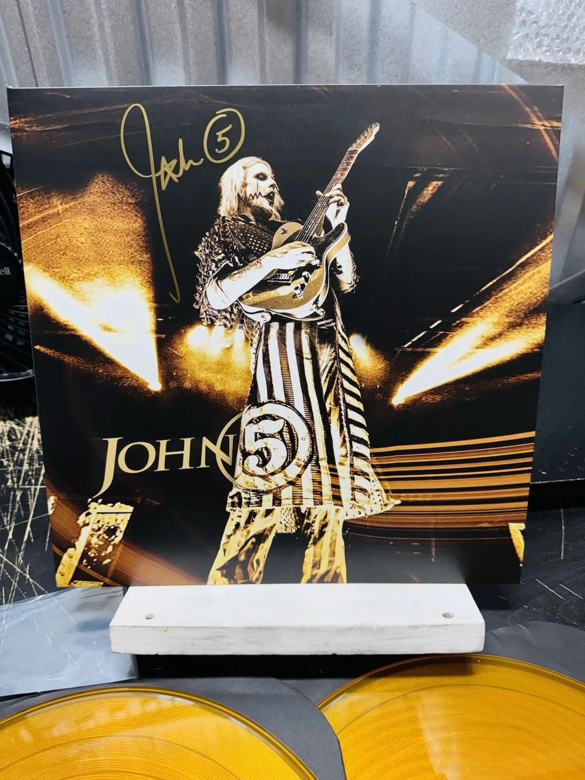 John5 signed Live invasion Orange Vinyl rare John 5 Manson Rob Zombie Creatures, изображение 2