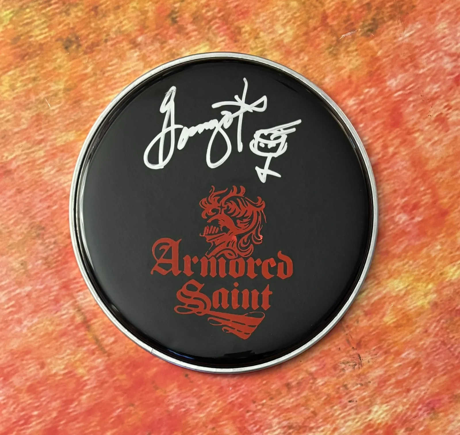 GFA Armored Saint Drummer * GONZO SANDOVAL * Signed 10" Drumhead PROOF COA, image 3
