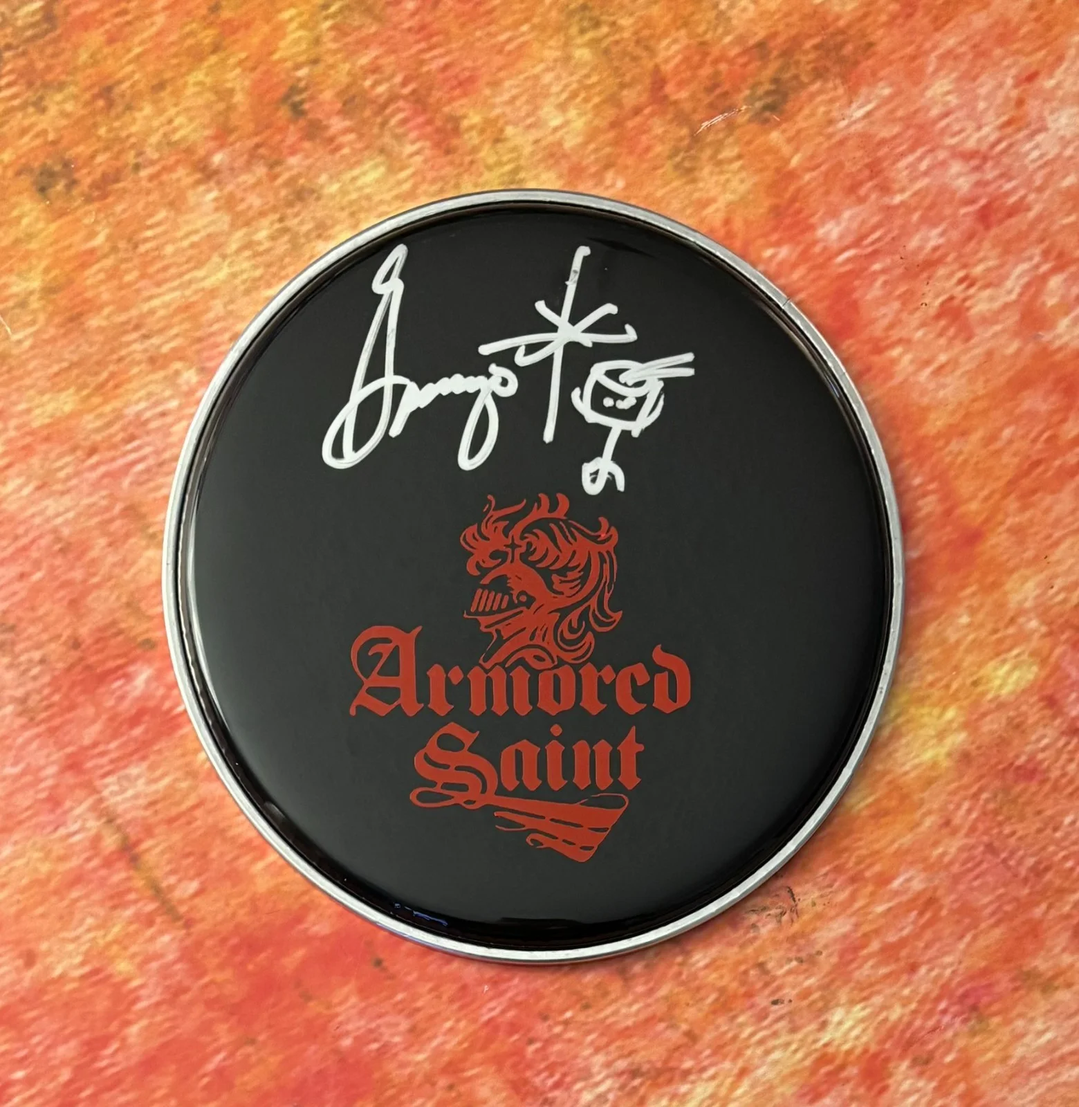 GFA Armored Saint Drummer * GONZO SANDOVAL * Signed 10" Drumhead PROOF COA, image 2