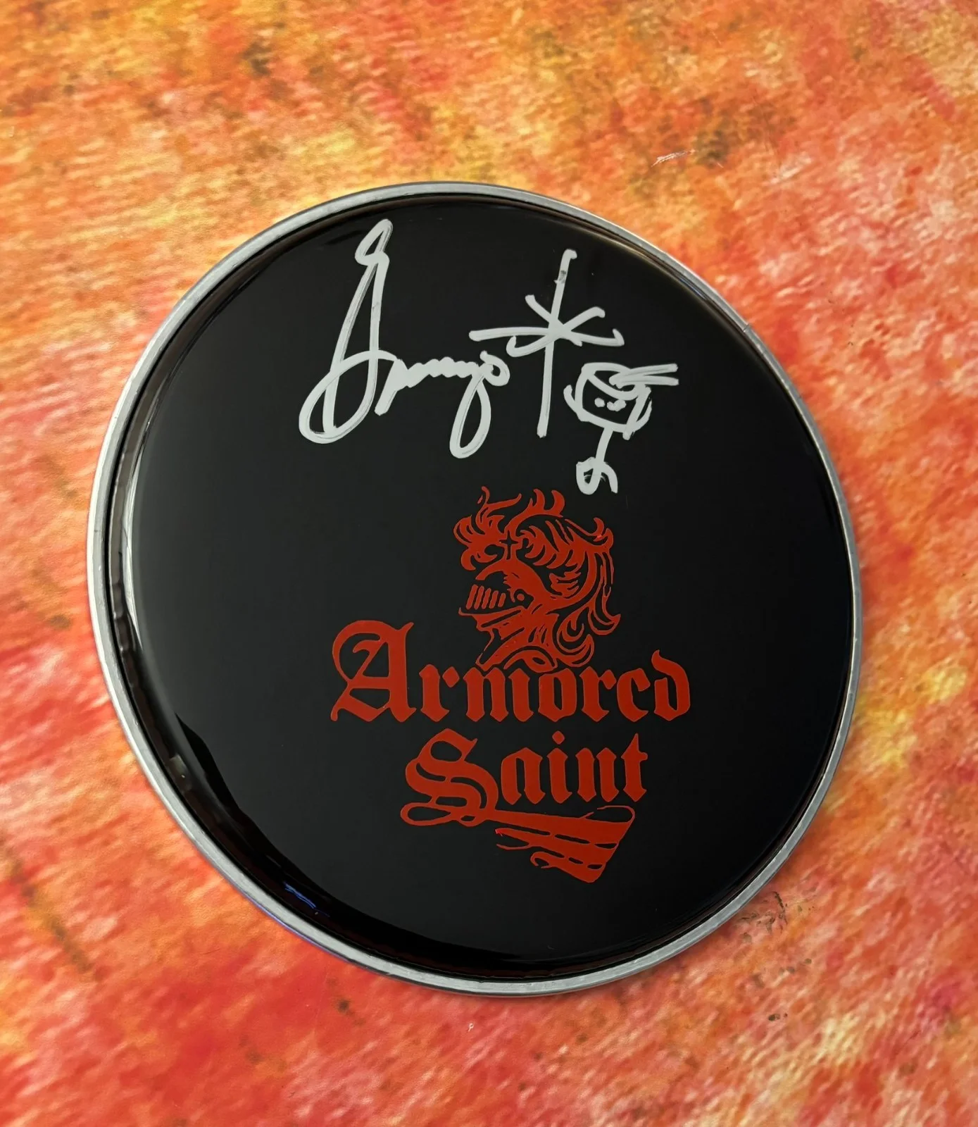 GFA Armored Saint Drummer * GONZO SANDOVAL * Signed 10" Drumhead PROOF COA, image 4
