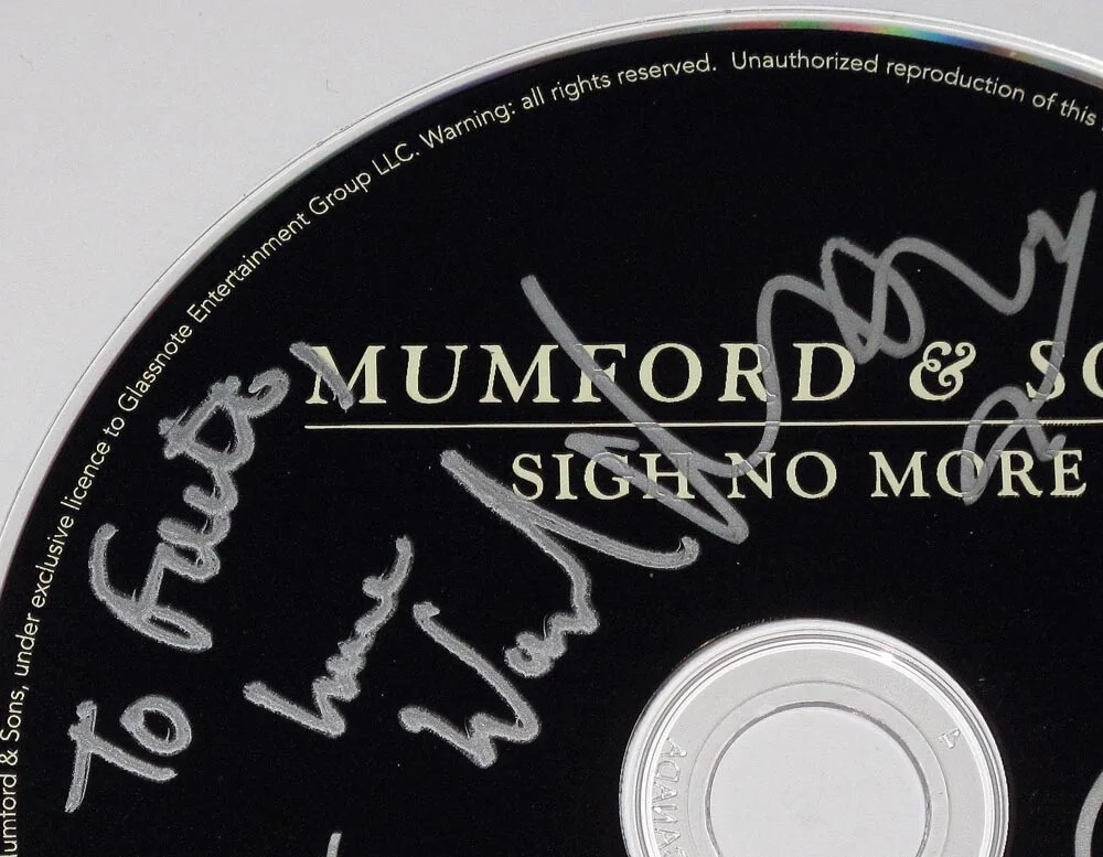 MUMFORD, SONS — Mumford & Sons signed "SIGH NO MORE" CD All 4 Members PROOF Rare COA, изображение 4