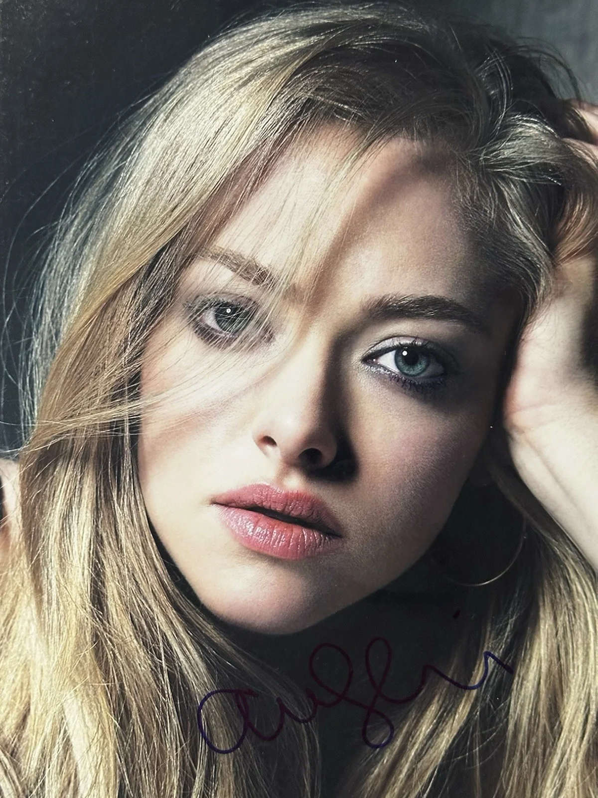 amanda seyfried — Amanda Seyfried signed 8x10 photo. The Housemaid. Mamma Mia. Les Miserables