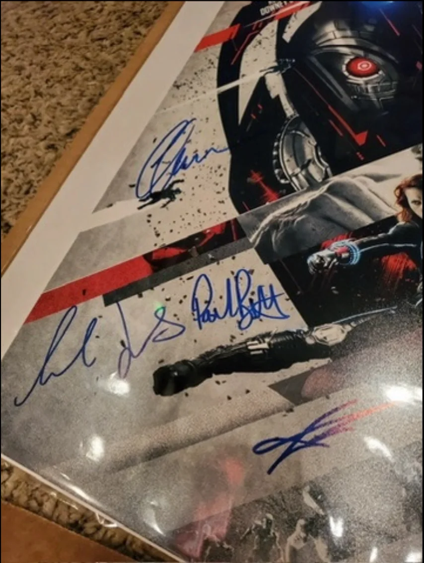 Marvel Avengers Age Of Ultron Signed Movie Poster (6 Signatures) + COA, изображение 4