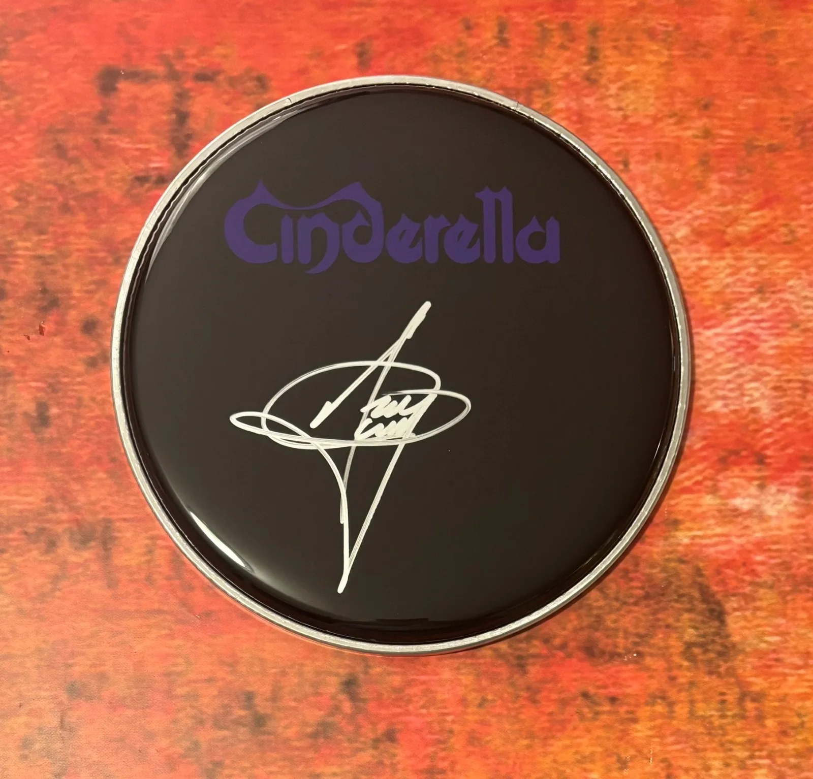 GFA Cinderella Band Drummer * FRED COURY * Signed 10" Drumhead COA, image 3