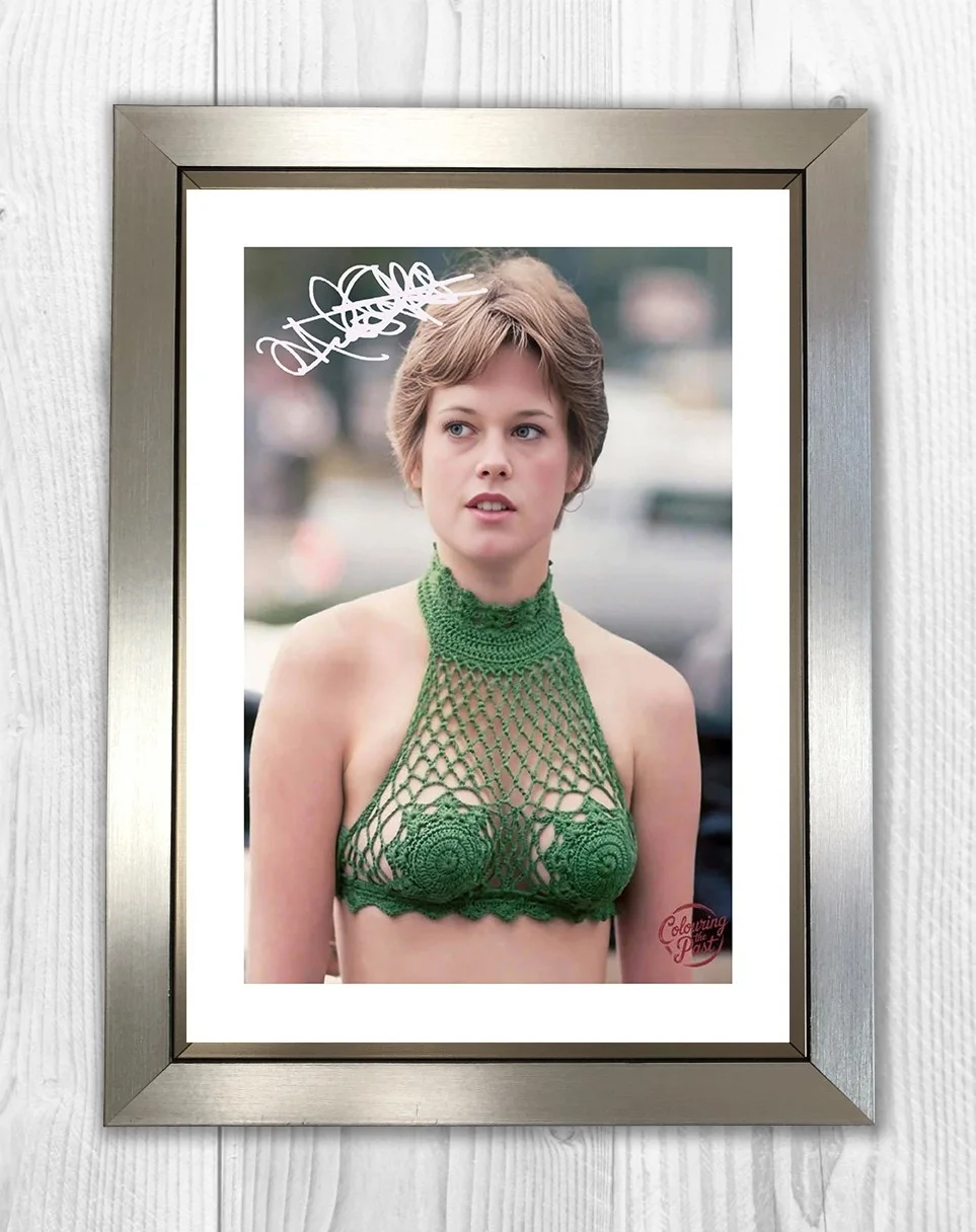 Melanie Griffith in a revealing top A4 repro autographed poster Choice of frame, изображение 3
