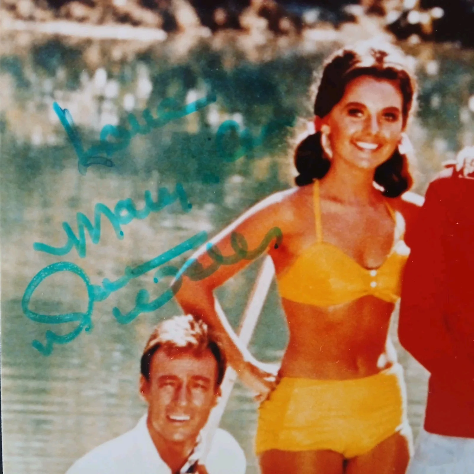 Dawn Wells — dawn wells signed 10x8 photo w/love the castaways added gilligan's island, изображение 5