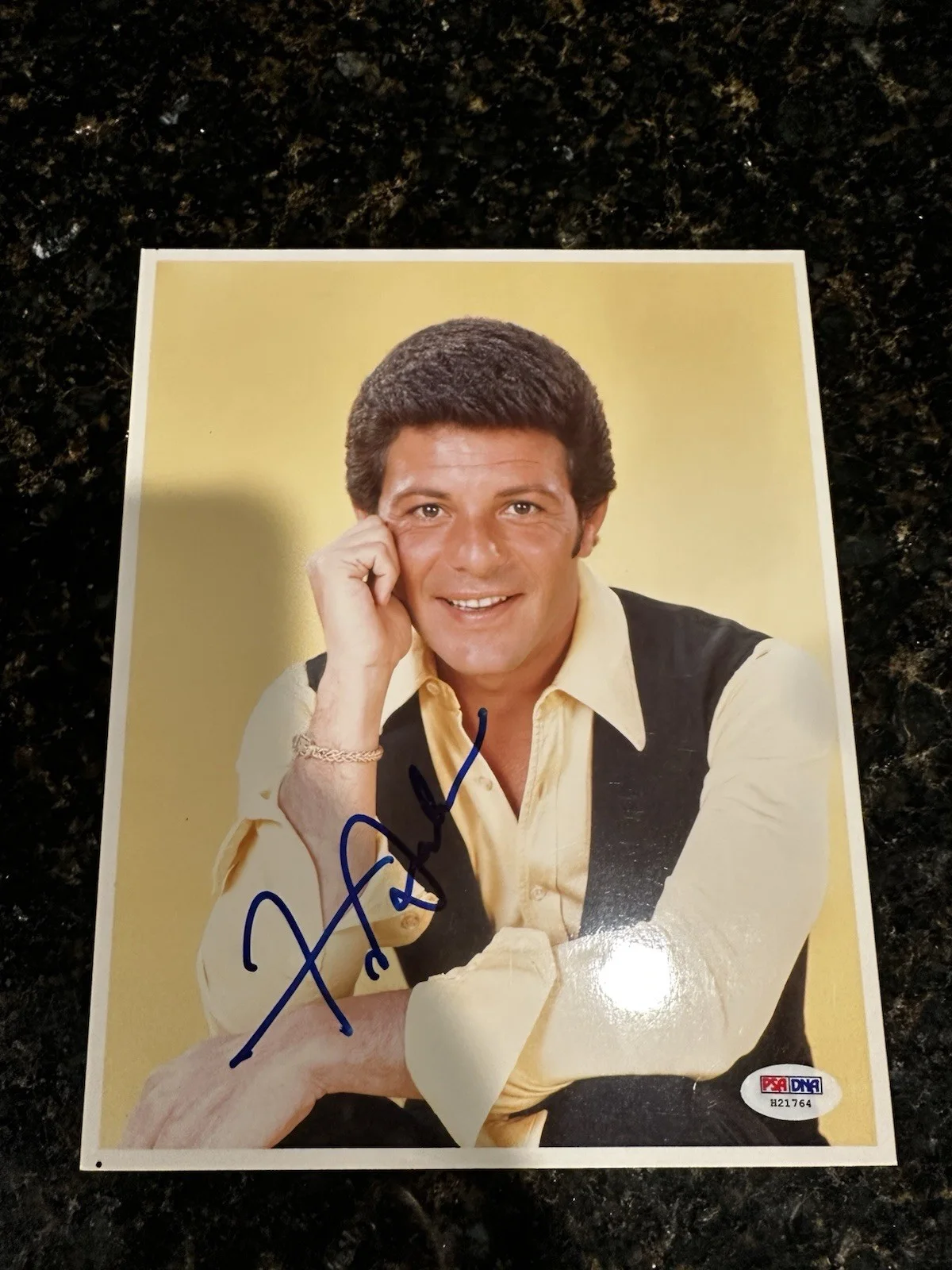 Frankie Avalon — VINTAGE Frankie Avalon PSA Coa Hand Signed 8x10 Photo Autograph, изображение 2