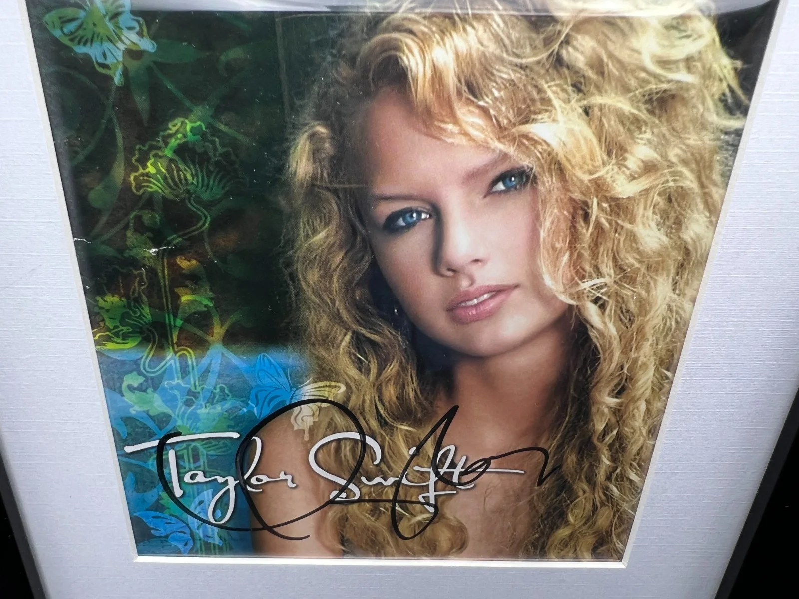 2006 Taylor Swift Signed Autograph Debut CD Album ORIGINAL LYRICS Beckett LOA, image 2