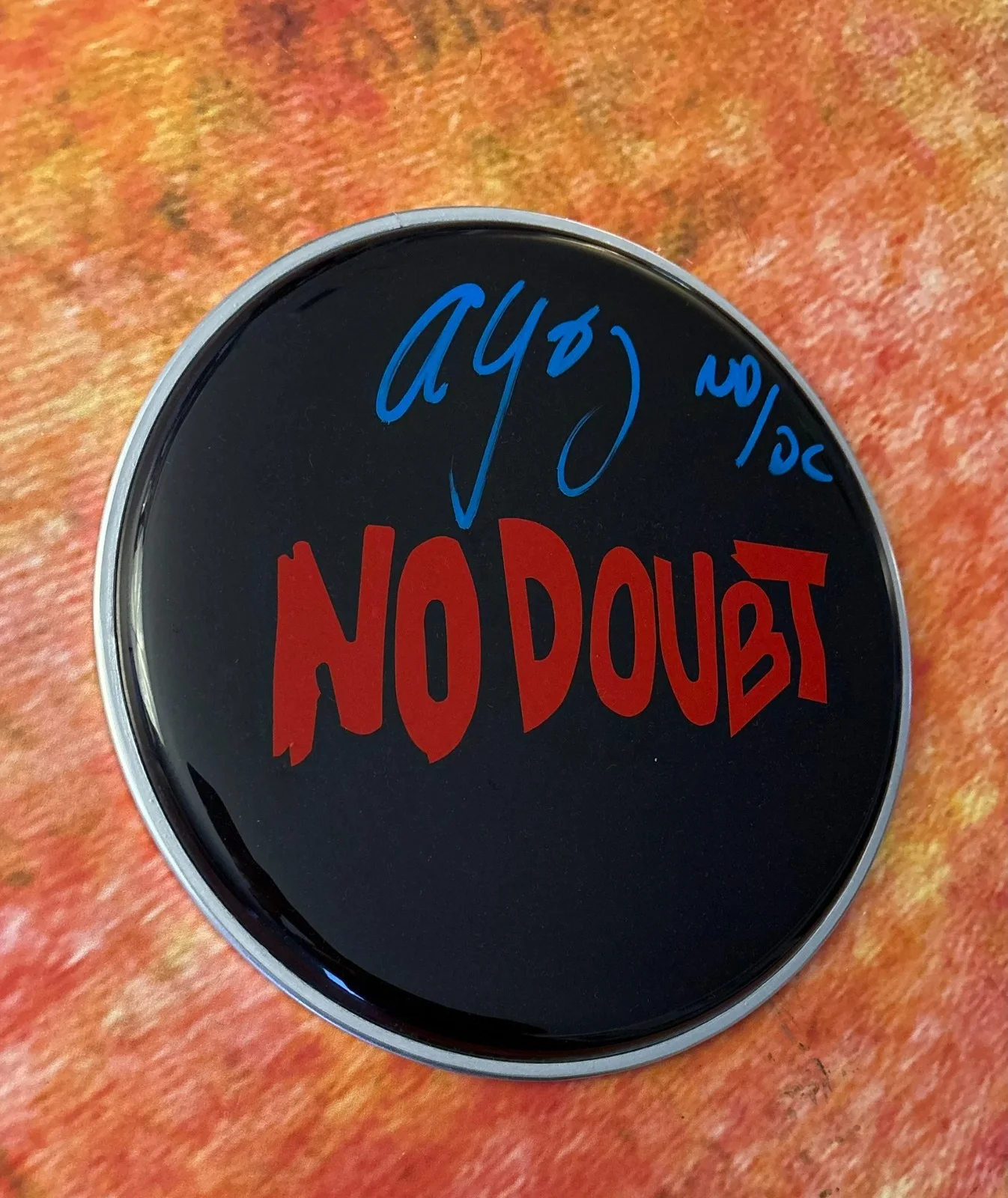 GFA No Doubt Drummer * ADRIAN YOUNG * Signed Autograph 10" Drumhead PROOF COA, image 3