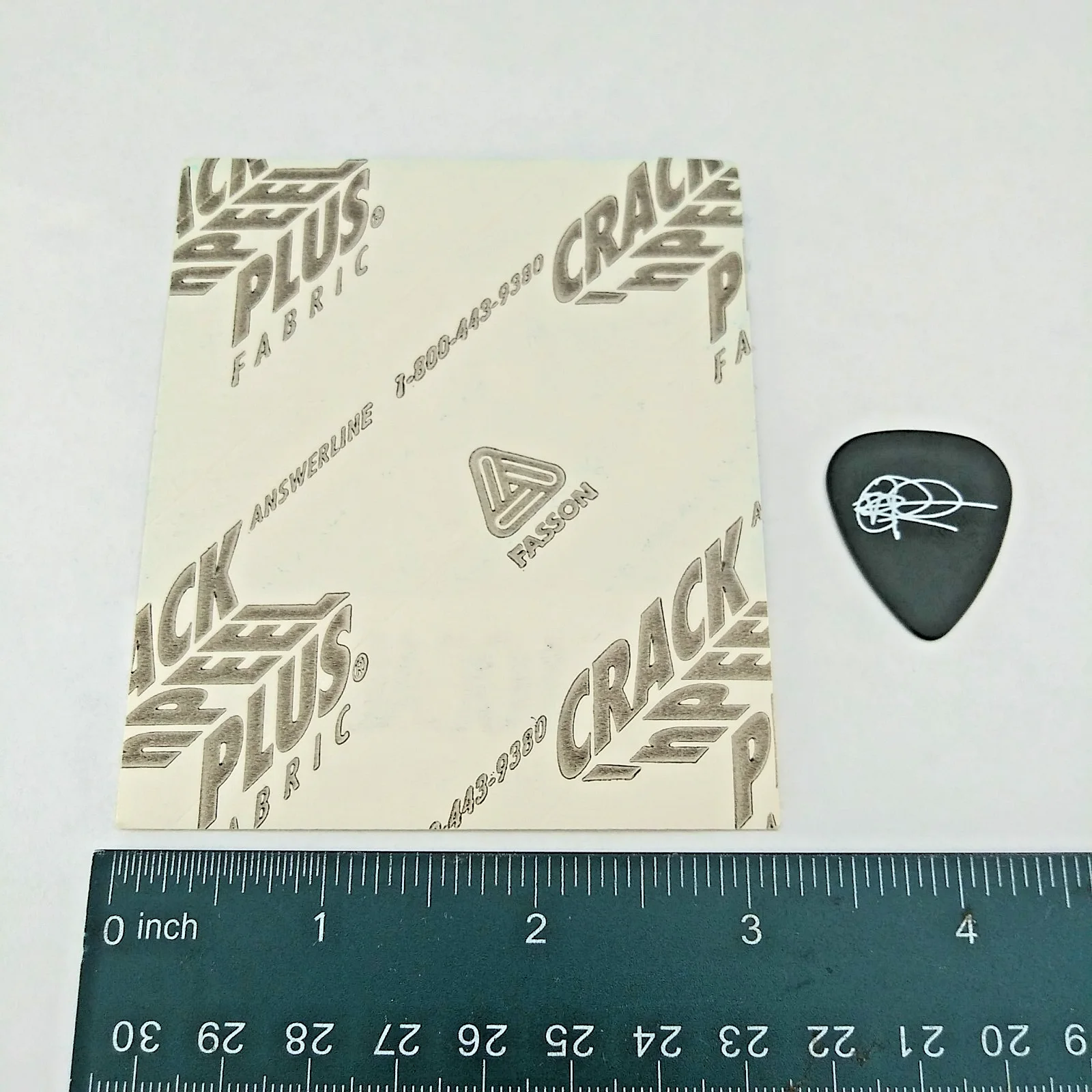 Authentic BARE NAKED LADIES backstage pass 1 novelty signature guitar pick, изображение 2