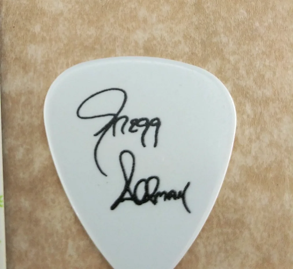 ALLMAN BROTHERS BAND backstage pass 1 novelty signature guitar picks zz2, image 4