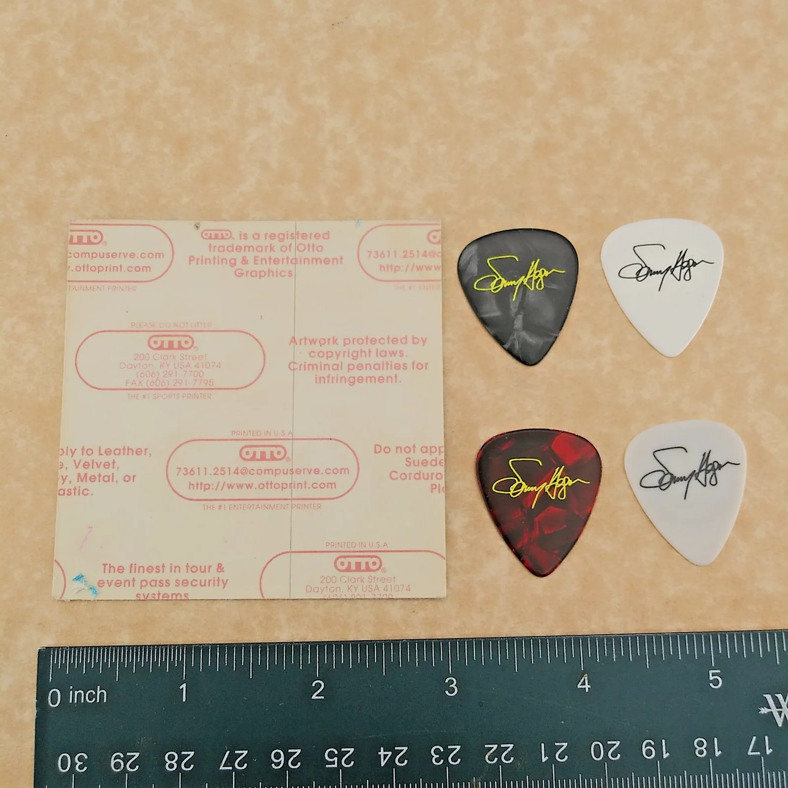 Sammy Hagar Pre Show concert tou backstage pass 4 novelty signature guitar picks, image 2
