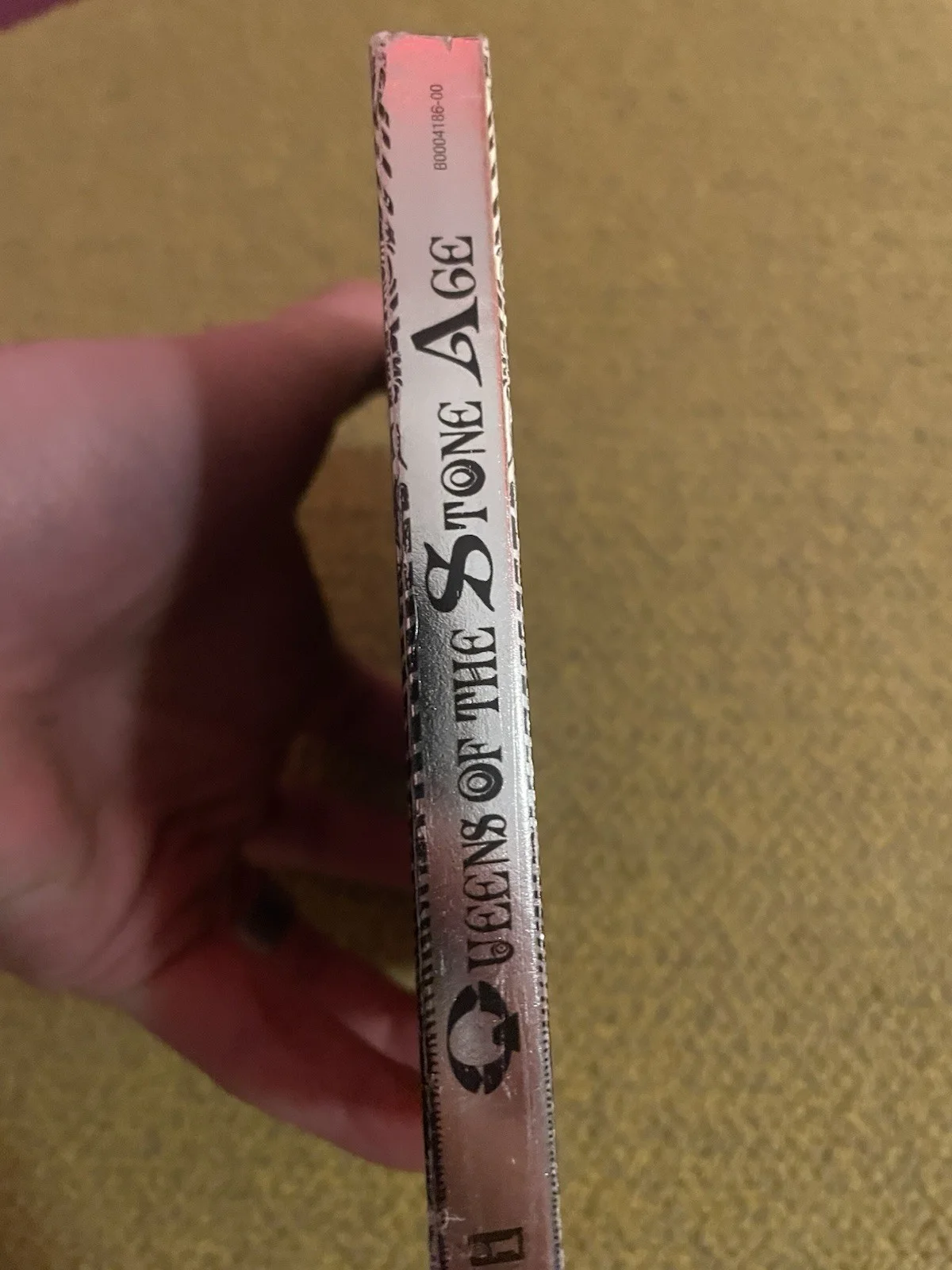 Queens of the Stone Age Lullabies to Paralyze Autographed CD & Booklet, изображение 3