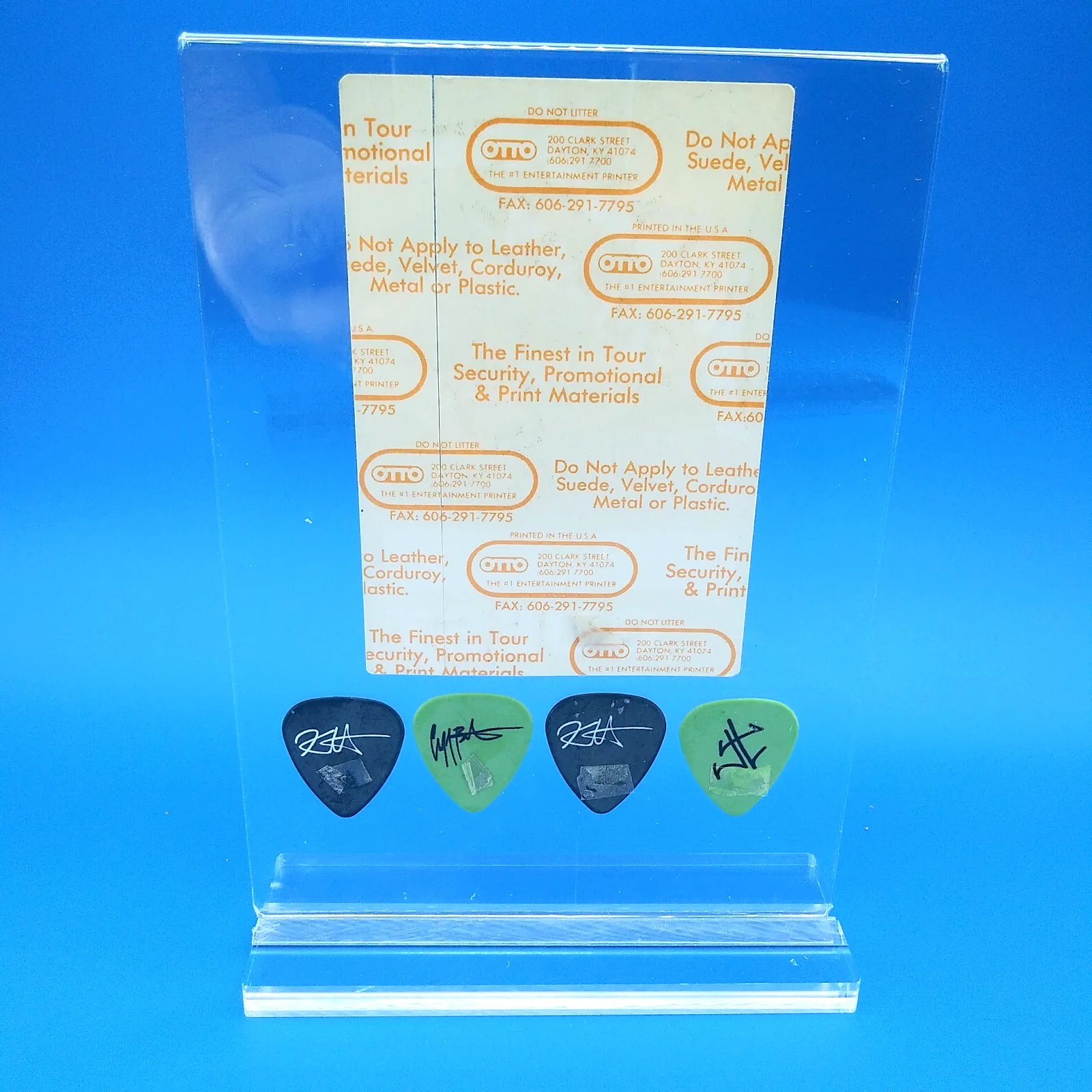 METALLICA backstage pass 4 novelty signature guitar picks 7.25" acrylic display, изображение 5
