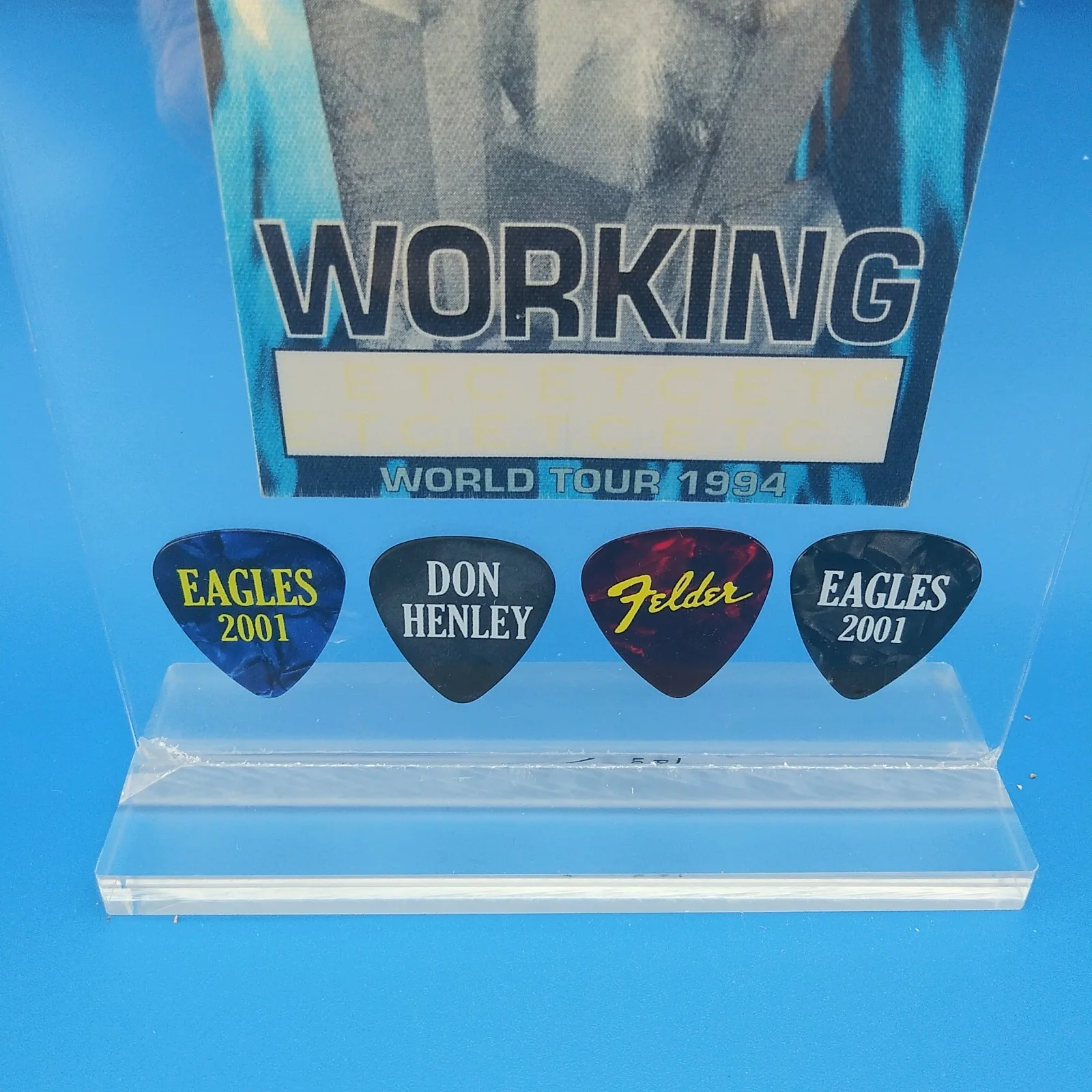 EAGLES backstage pass 4 signature guitar picks 7.25" acrylic display, image 3