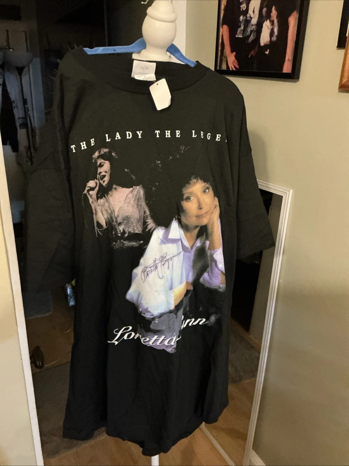 Loretta Lynn T-Shirt Autograph. New Never Been Worn Vintage, image 3