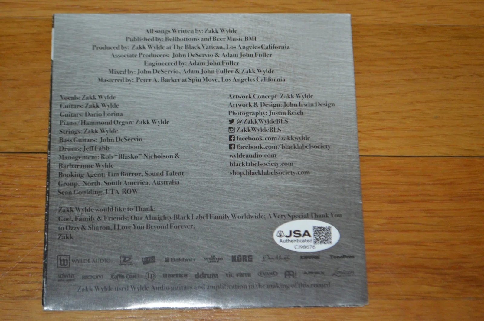 Black Label Society Entire Band Signed "Doom Crew Inc" CD Insert w/ JSA COA, image 3