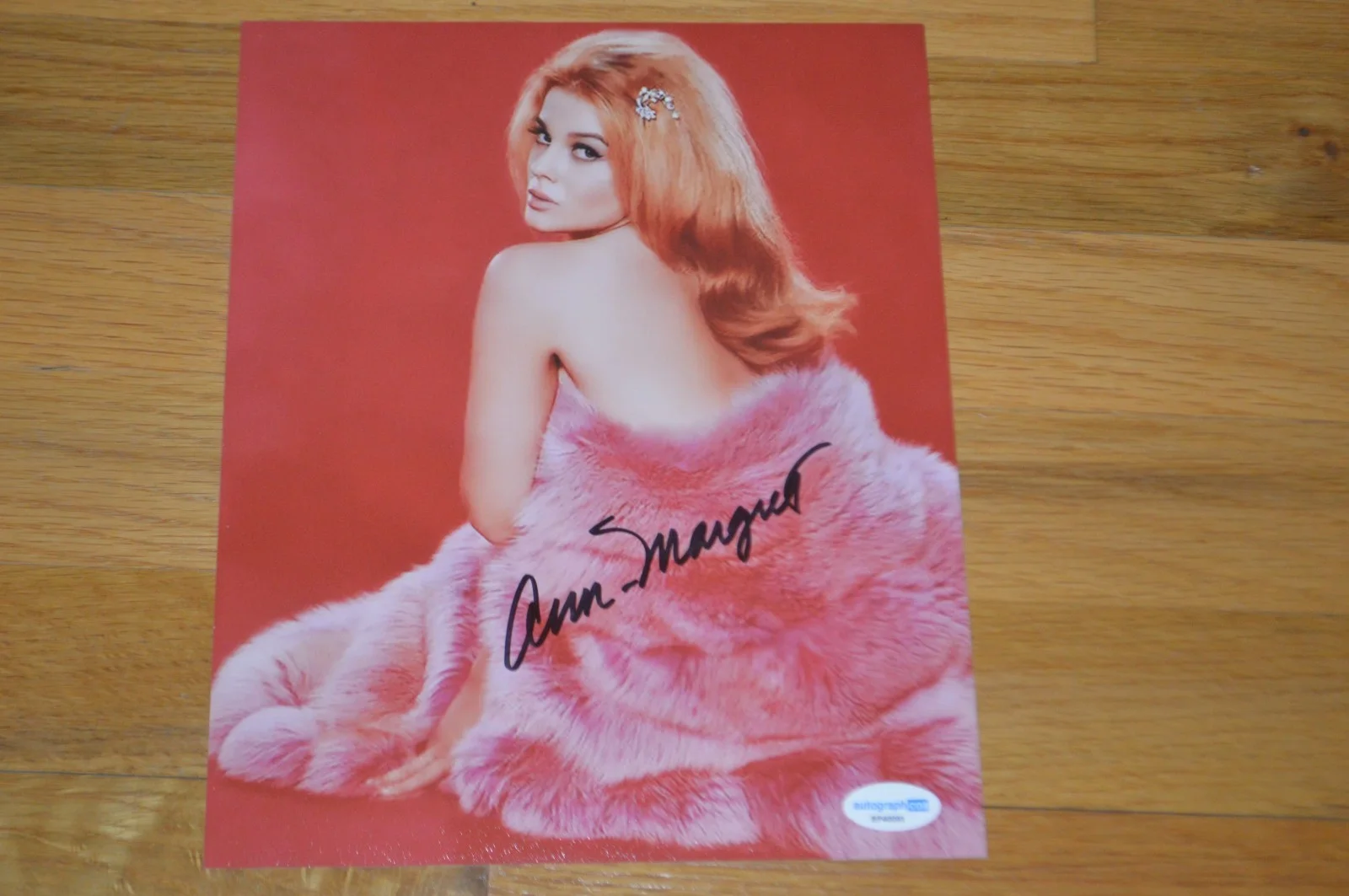 Ann-Margaret — Ann-Margaret Autographed 8x10 Vintage Color Photo with AUTOGRAPH COA, изображение 4