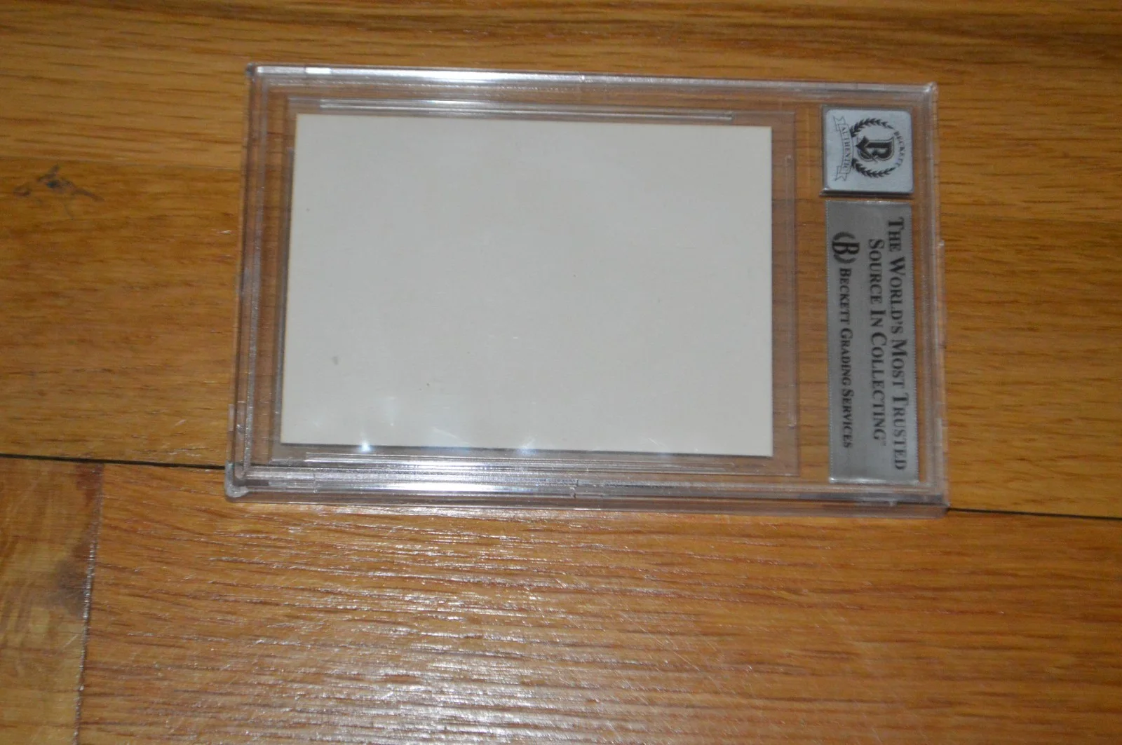 Cheryl Ladd — Cheryl Ladd Signed 1977 Topps Charlies Angels Trading Card ~ BGS Encapsulated, изображение 5