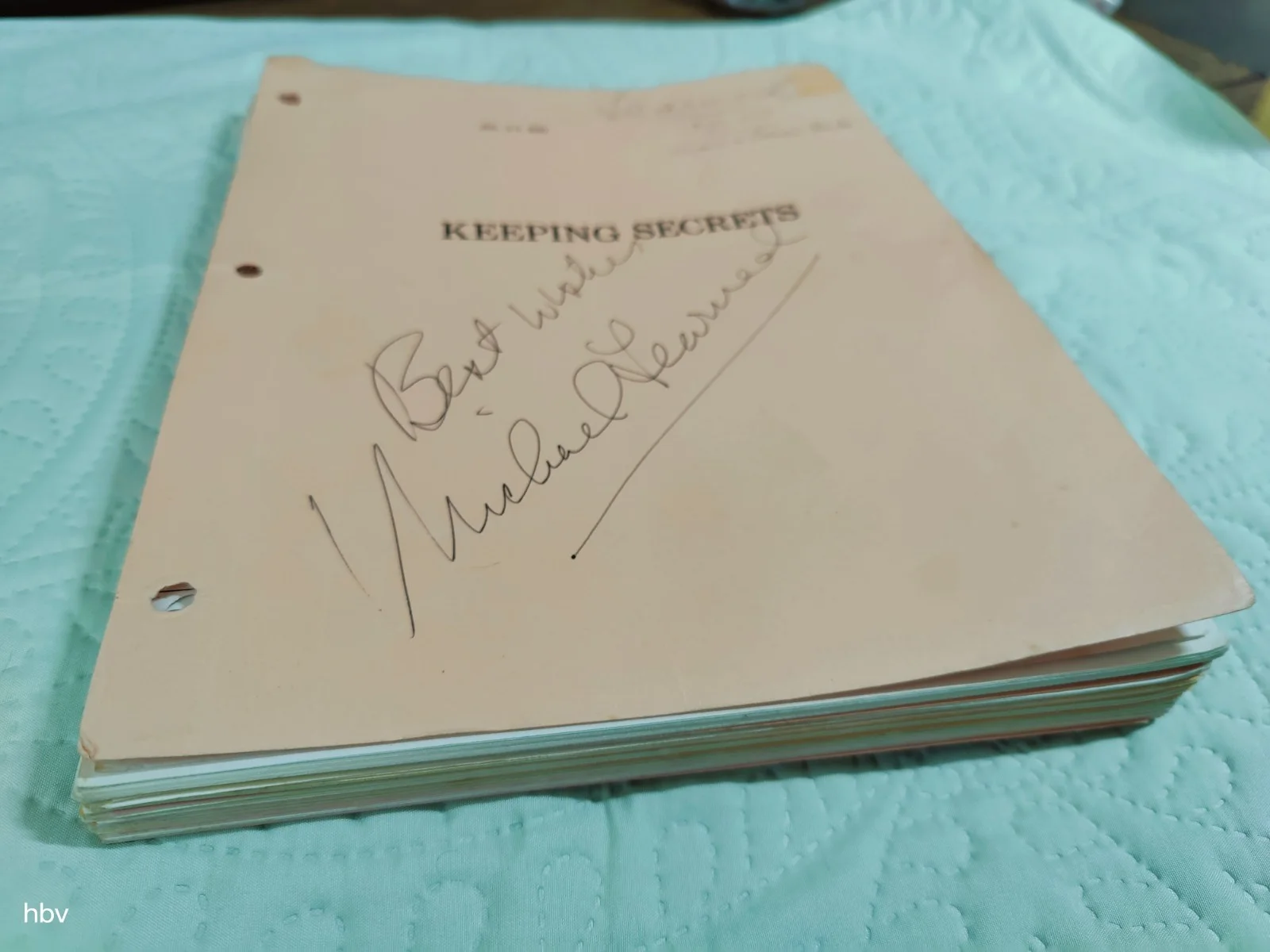 Michael Learned — Original Michael Learned Signed/Used Keeping Secrets Movie Script, изображение 3