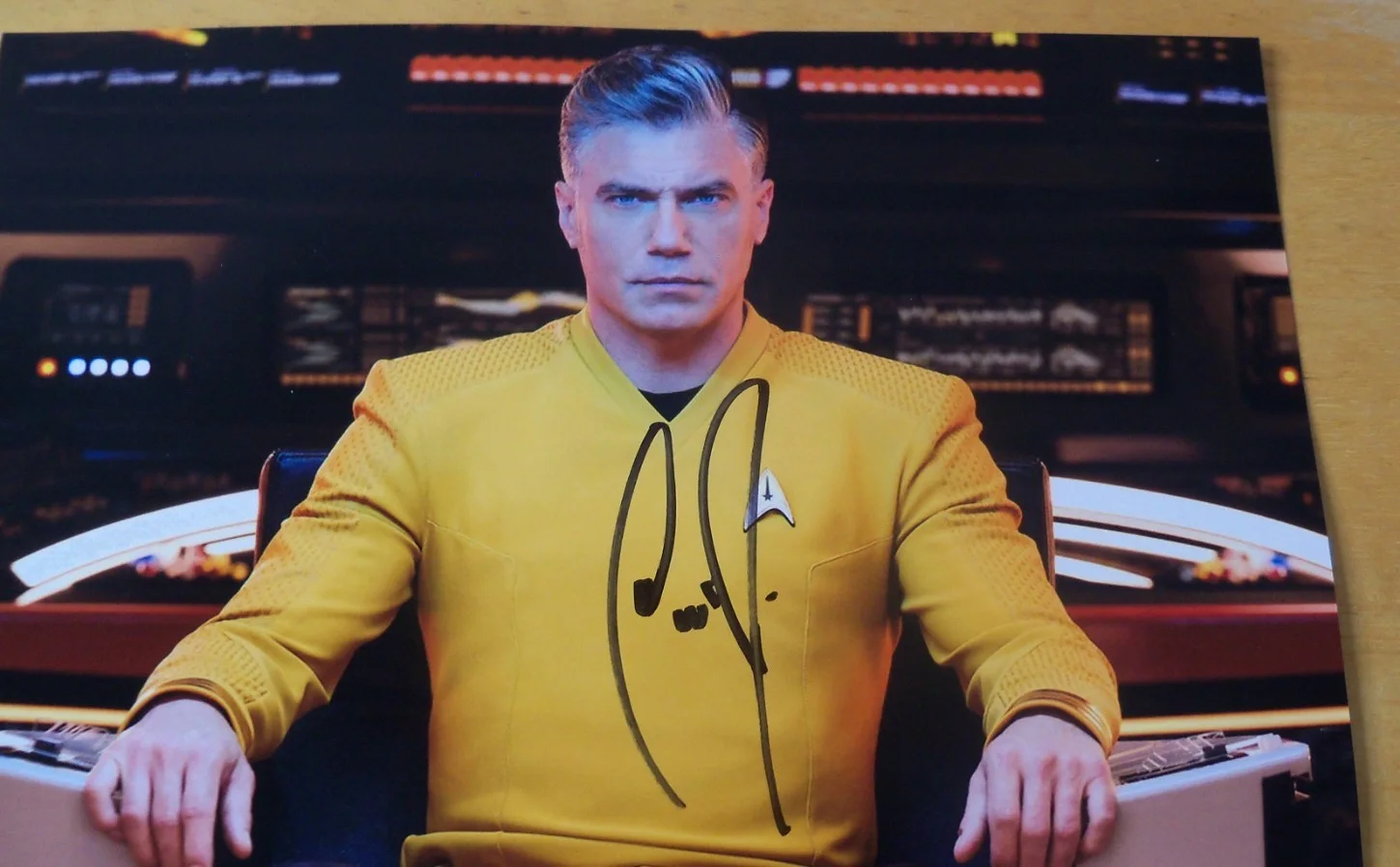 Anson Mount — Anson Mount signed autographed photo Star Trek Capt. Pike COA, изображение 2