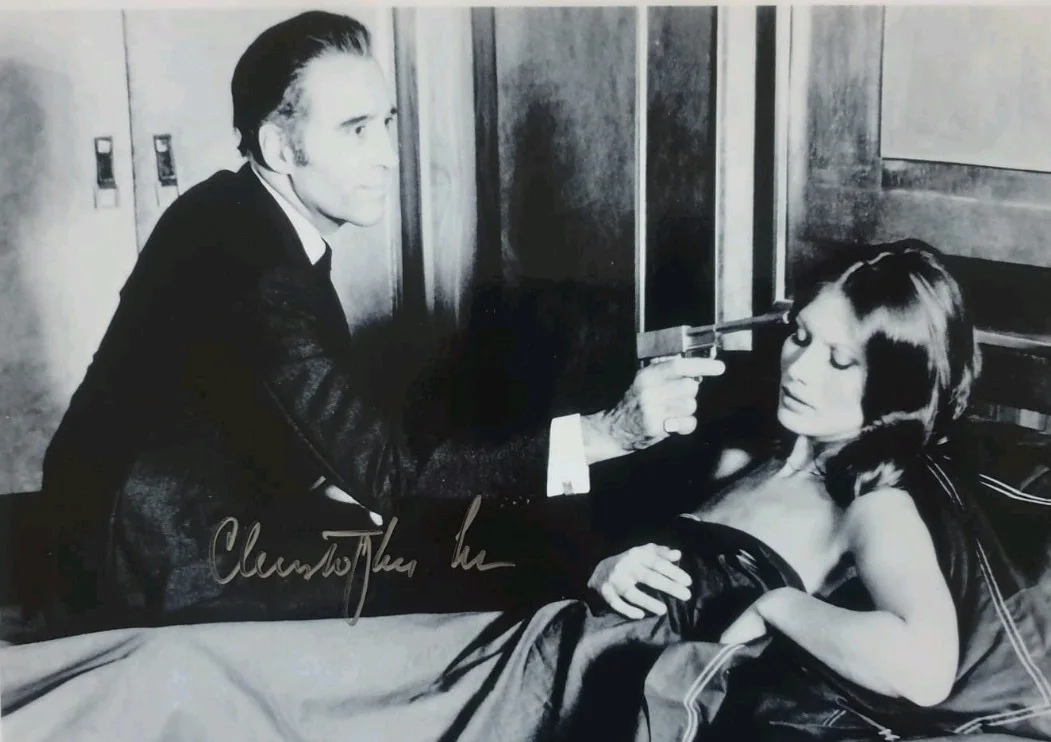 CHRIS LEE ORIGINAL AUTOGRAPH WITH COA. MASTER OF HORROR RIP 🙏, image 2