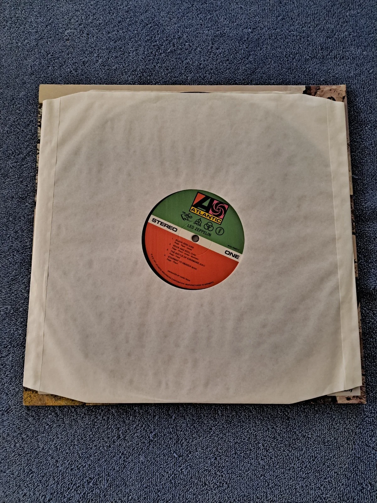 JOHN PAUL JONES SIGNED BRAND NEW LED ZEPPELIN IV LP VINYL ALBUM JSA LOA, изображение 4