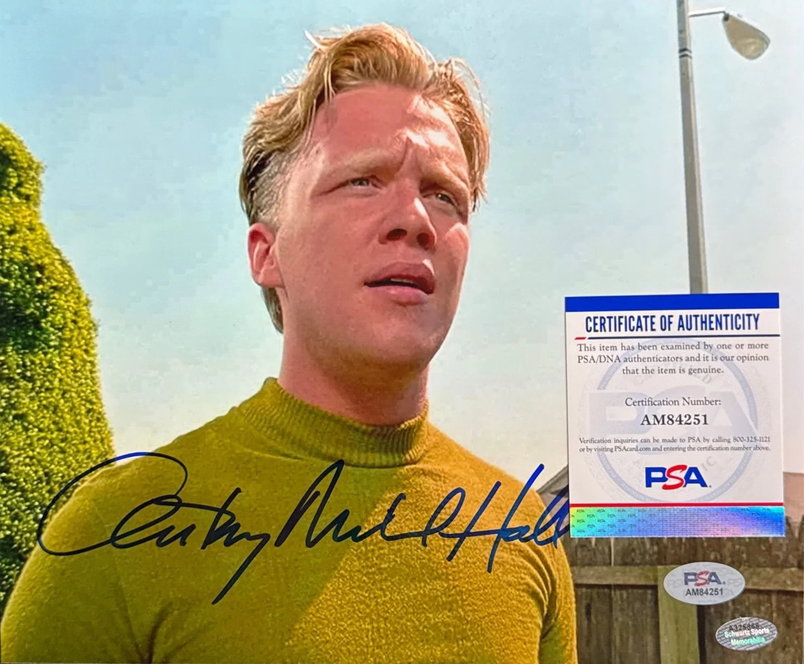 Michael Hall — Michael Hall Signed 8x10 Photo Edward Scissorhands PSA AM84251, image 2