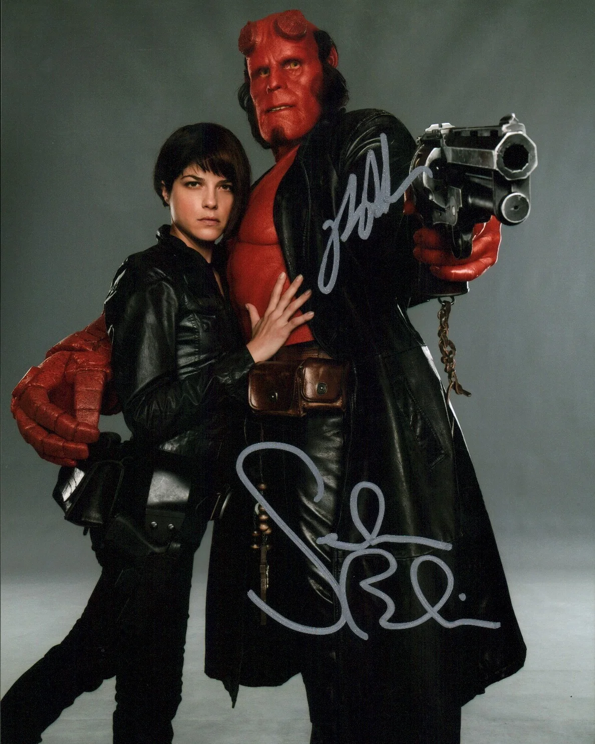 Ron Perlman, Selma Blair — Hellboy 8x10 Photo Cast x2 Signed Selma Blair, Ron Perlman JSA Certified Auto