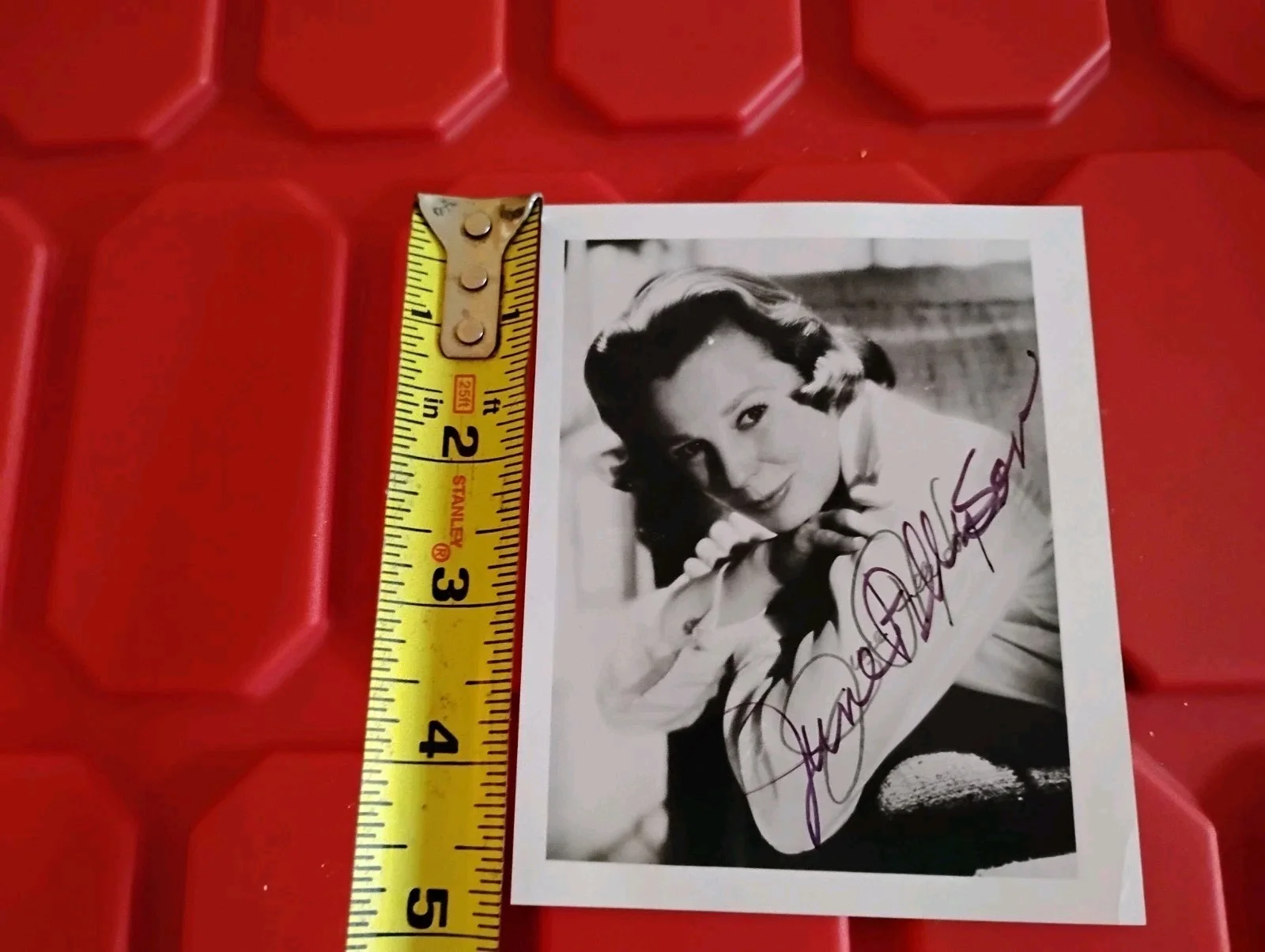 June Allyson — June Allyson Autographed 4" X 5" Photograph Authentic Hand Signed Vintage B & W, изображение 3