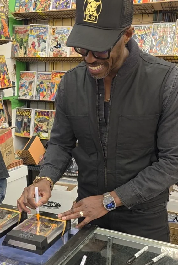 Ahmed Best — Ahmed Best SIGNED Jar Jar Binks Hasbro Star Wars The Black Series Phantom Menace, image 3