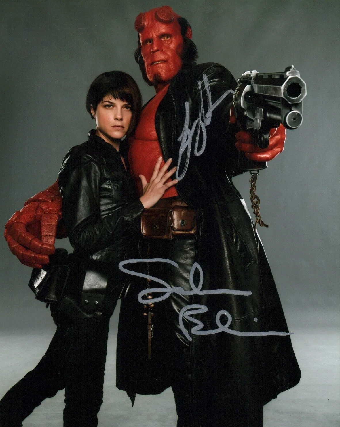 Ron Perlman, Selma Blair — Hellboy 8x10 Photo Cast x2 Signed Selma Blair, Ron Perlman JSA Certified Auto