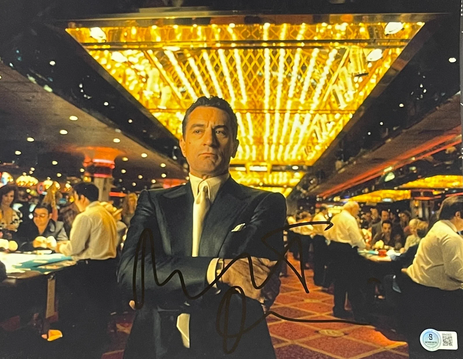 ROBERT DENIRO — Robert Deniro Signed 11x14 Photo Casino Authentic Autograph Beckett