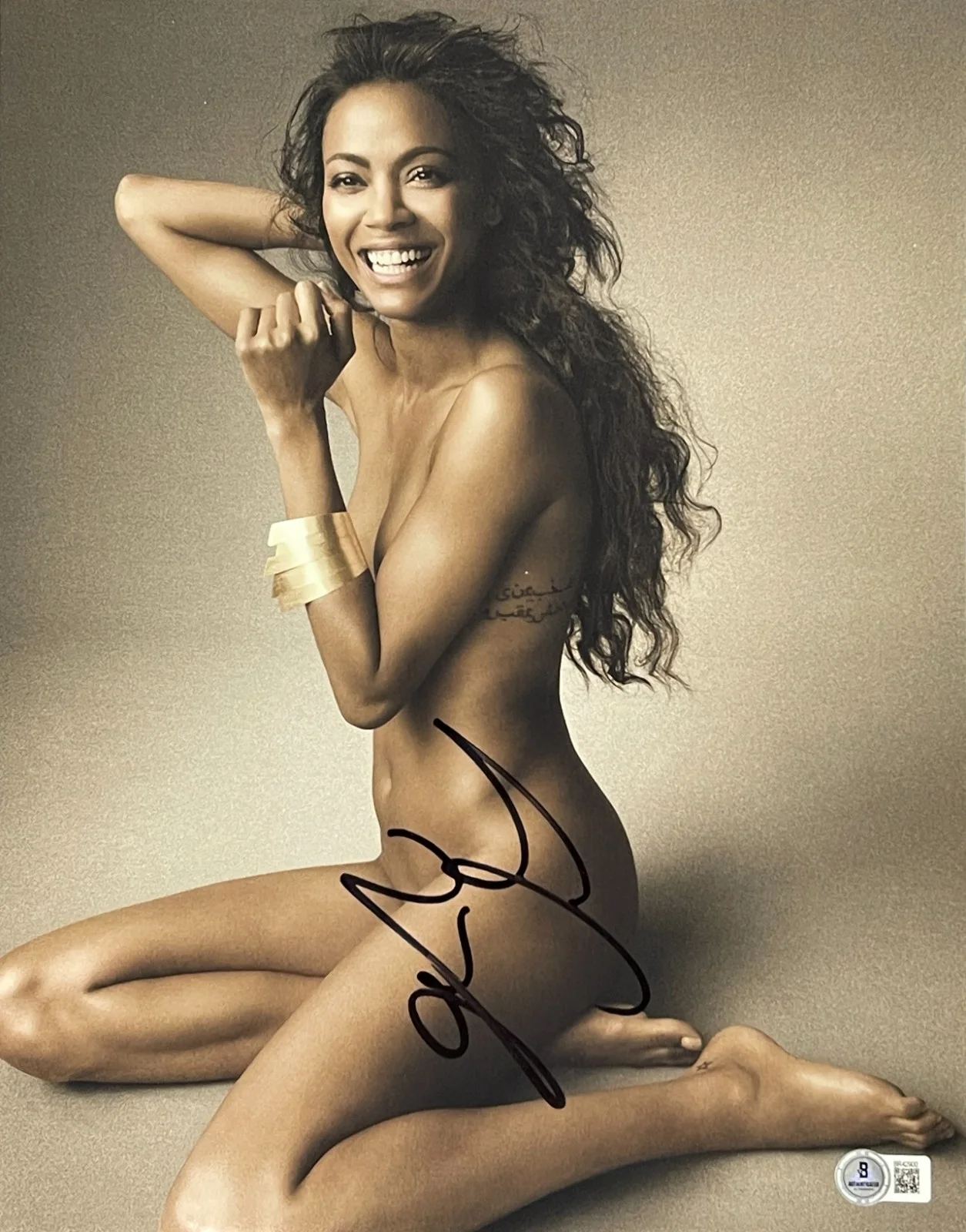 Zoe Saldana — Hot Sexy Zoe Saldana Signed 11x14 Photo Authentic Autograph Beckett QR Hologram