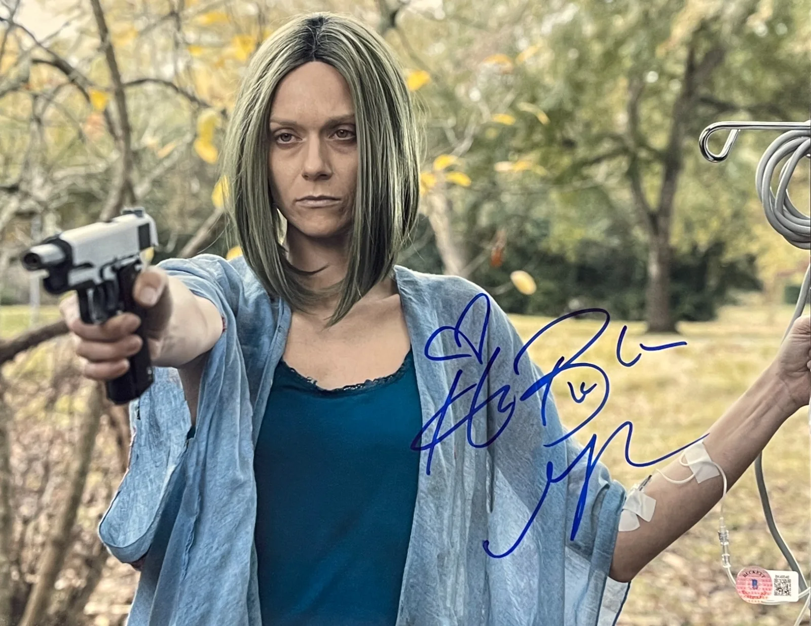 Hilarie Burton — Hilarie Burton Signed 11x14 Photo The Walking Dead Authentic Autograph Beckett