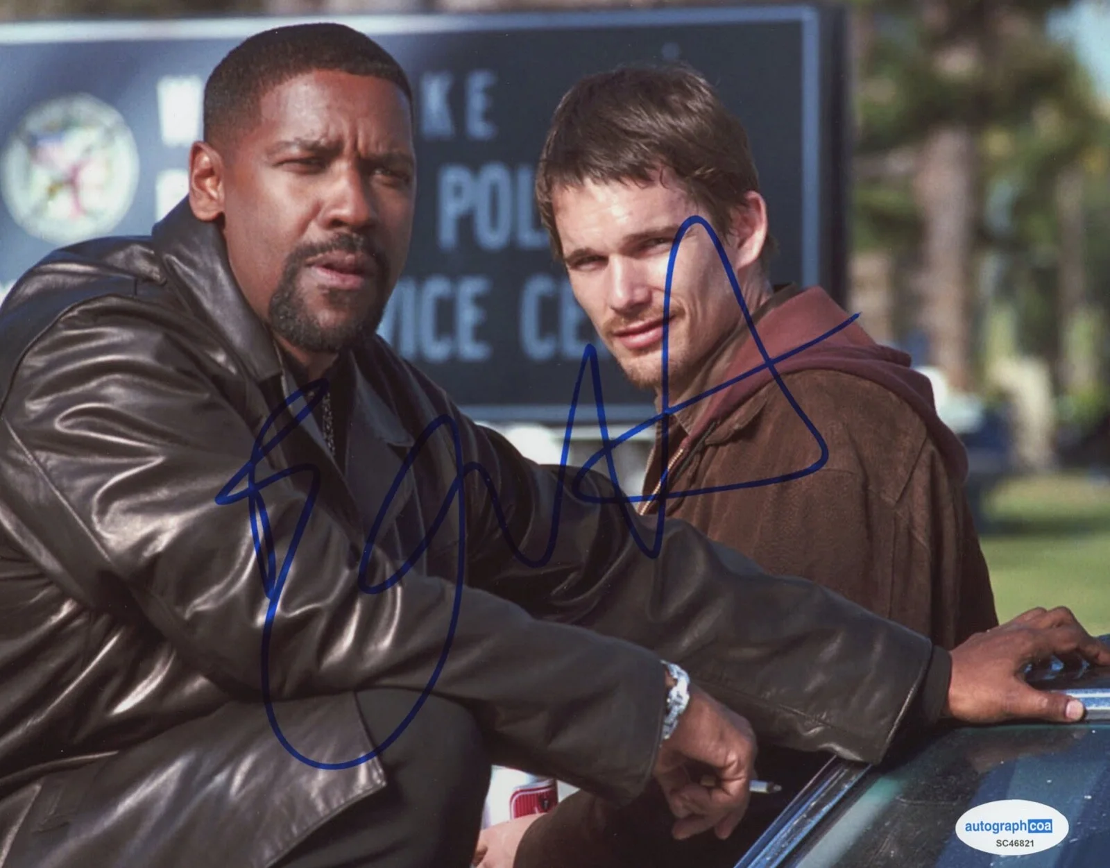 ETHAN HAWKE — Ethan Hawke signed "TRAINING DAY" 8x10 Photo PROOF c BLACK PHONE Jake ACOA COA, изображение 3
