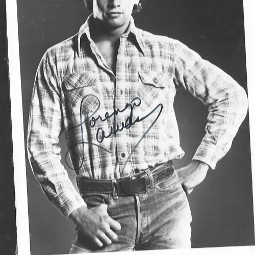 Original hand signed 5 x 7 photo of Lorenzo Lamas, image 2