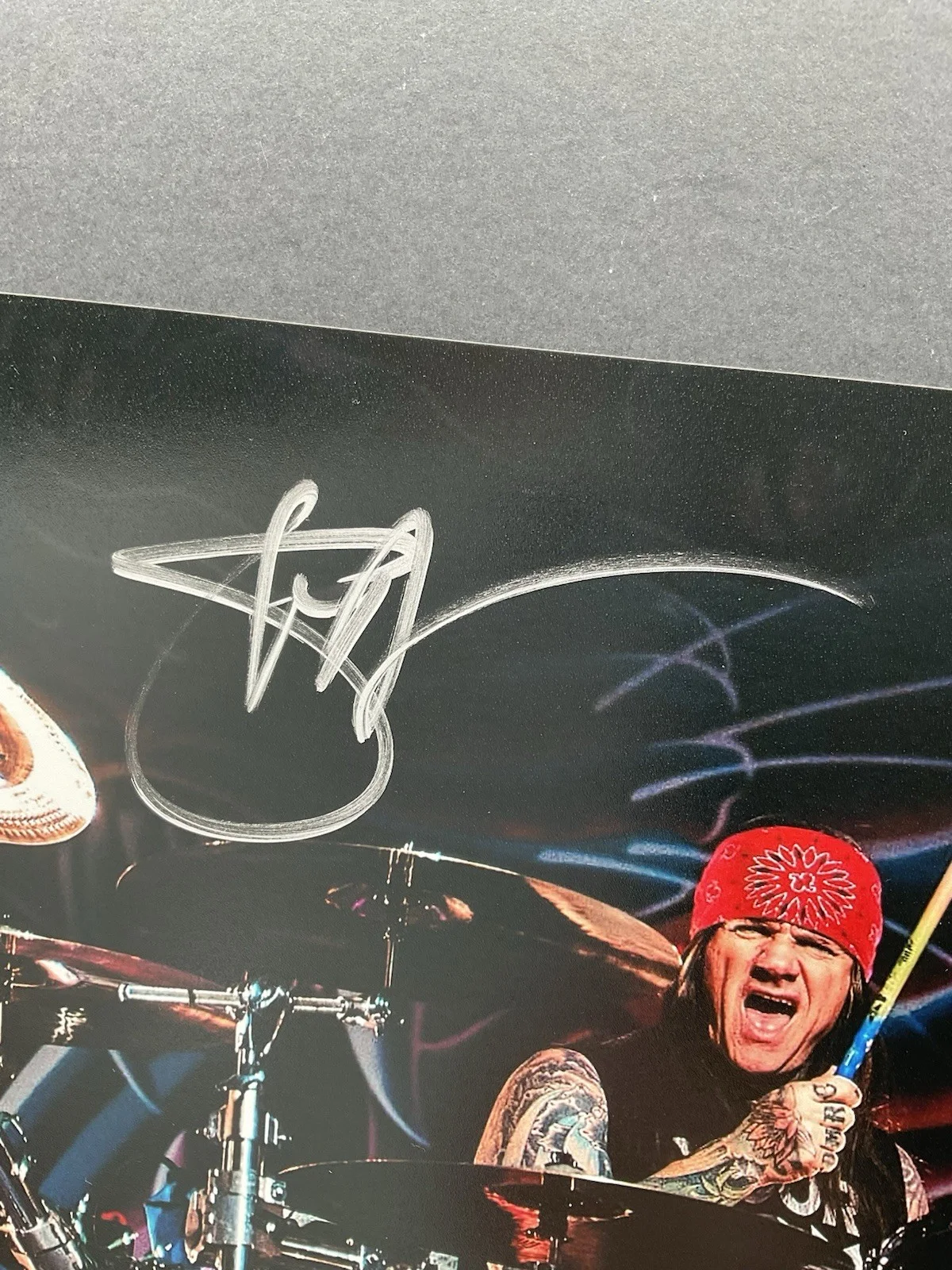 Darren Leader — Steel Panther signed 8x10 ACOA Darren Leader signed 8x10 Stix Zadinia auto 8x10, изображение 2