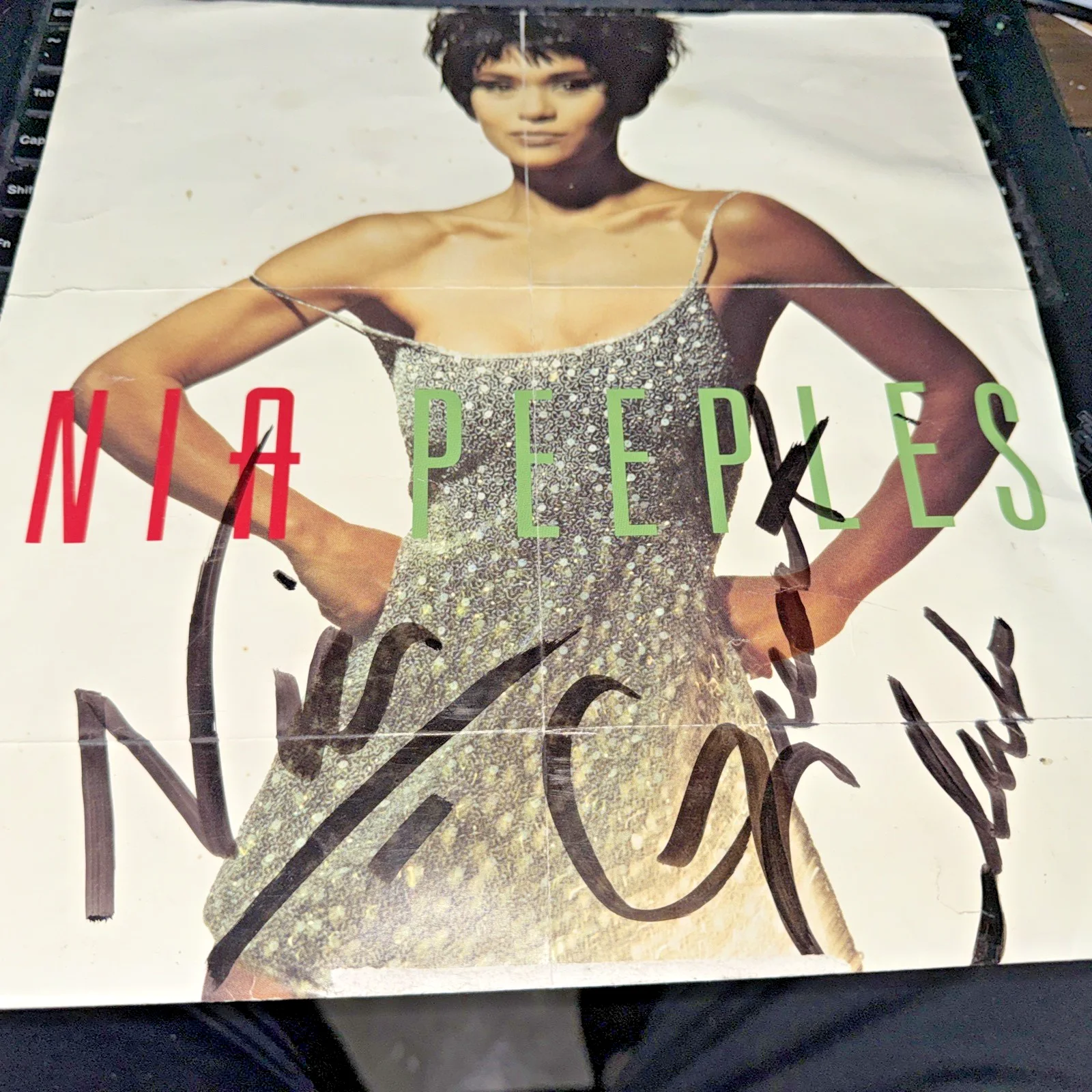 Nia Peeples Fame Actress Singer Dancer Signed 10.5x11 Photo Folds & Creases, изображение 2
