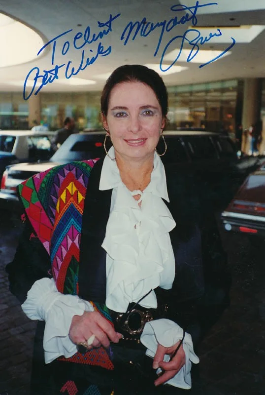 Margaret O'brien — MARGARET O'BRIEN - AUTOGRAPHED INSCRIBED PHOTOGRAPH