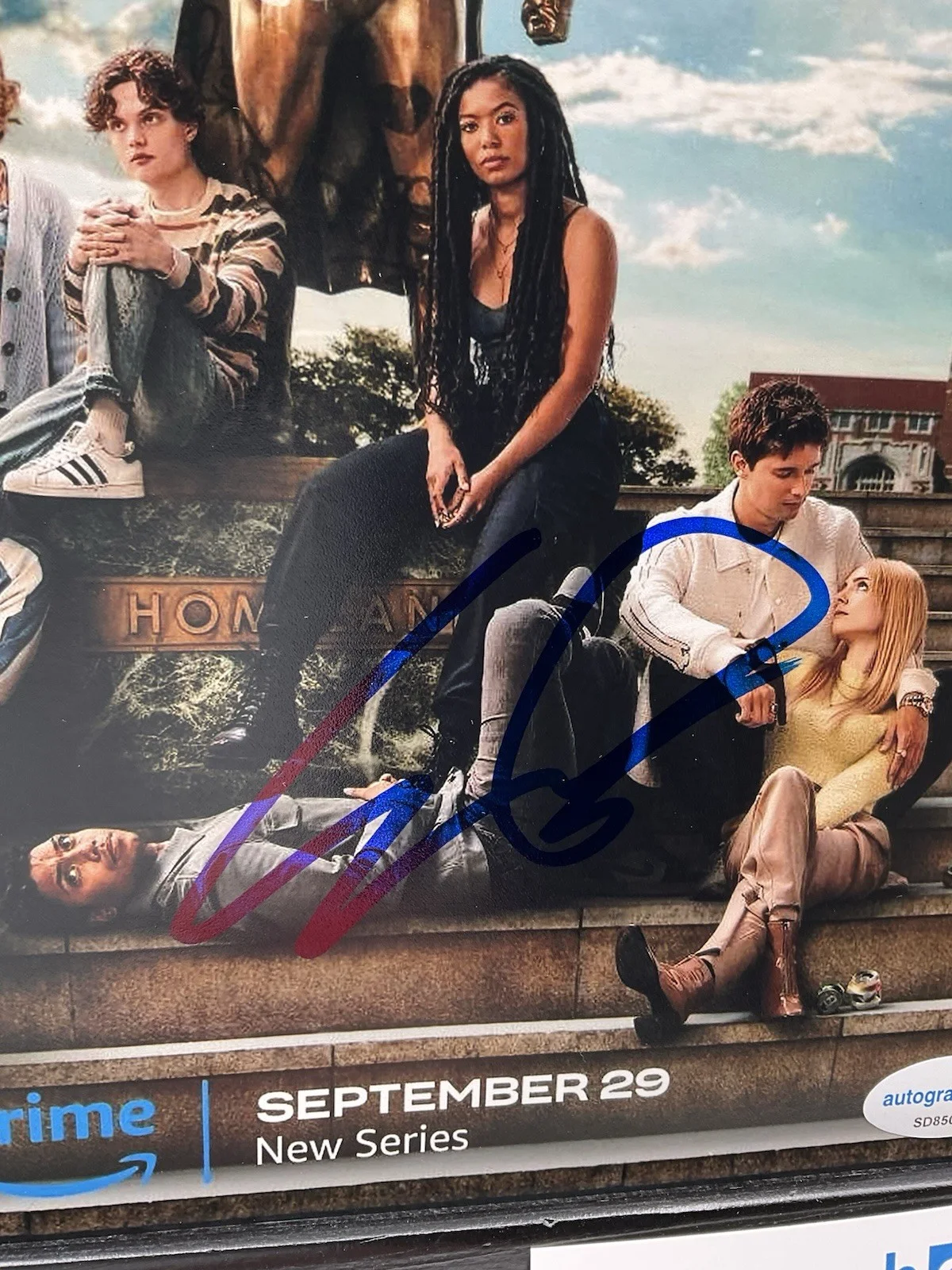 Evan Goldberg — Evan Goldberg signed 8x10 Gen V signed 8x10 ACOA Writer and Creator autographed, изображение 2