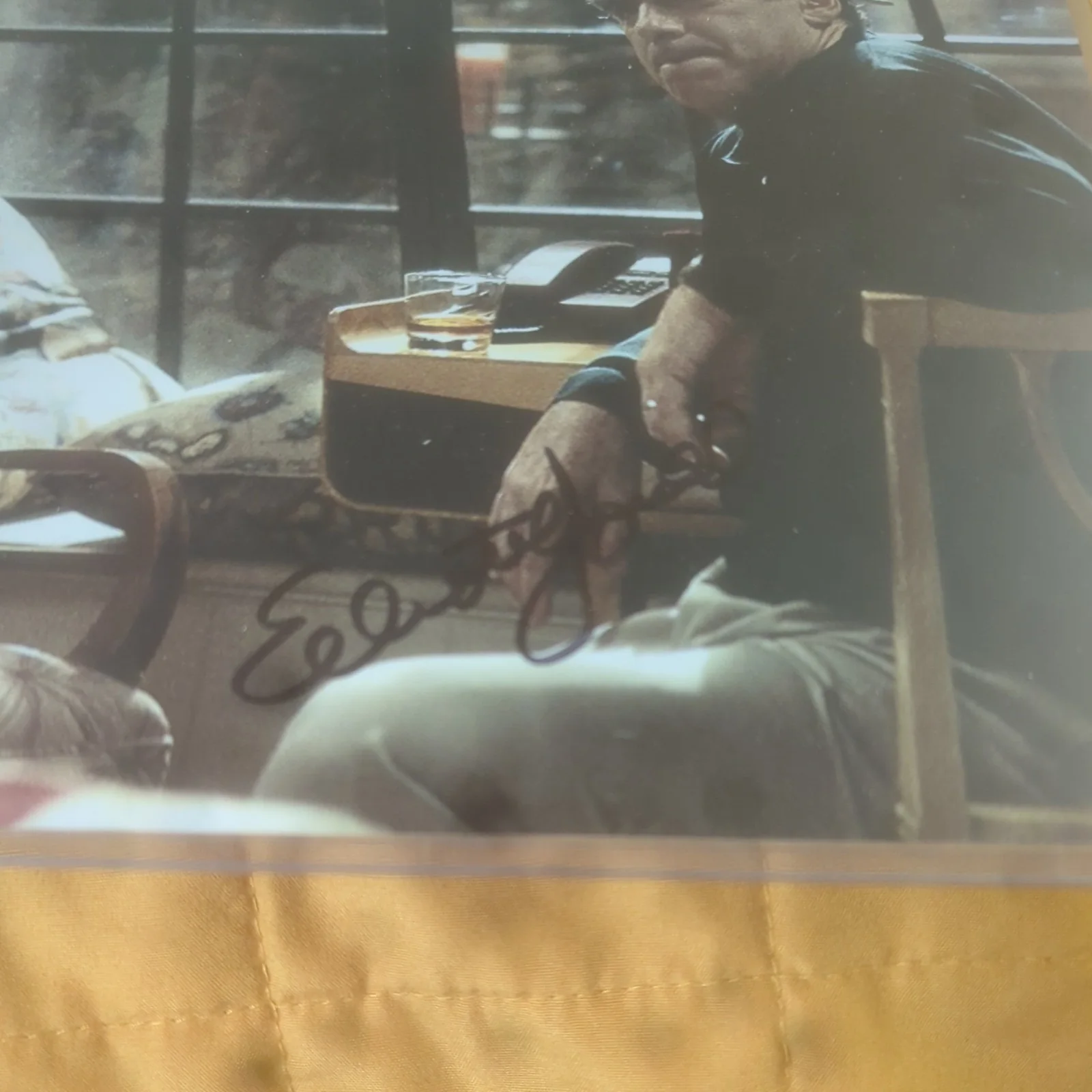 Elliot Gould — Elliot Gould authentic signed celebrity 8x10 photo W/Beckett Cert Autographed, image 2