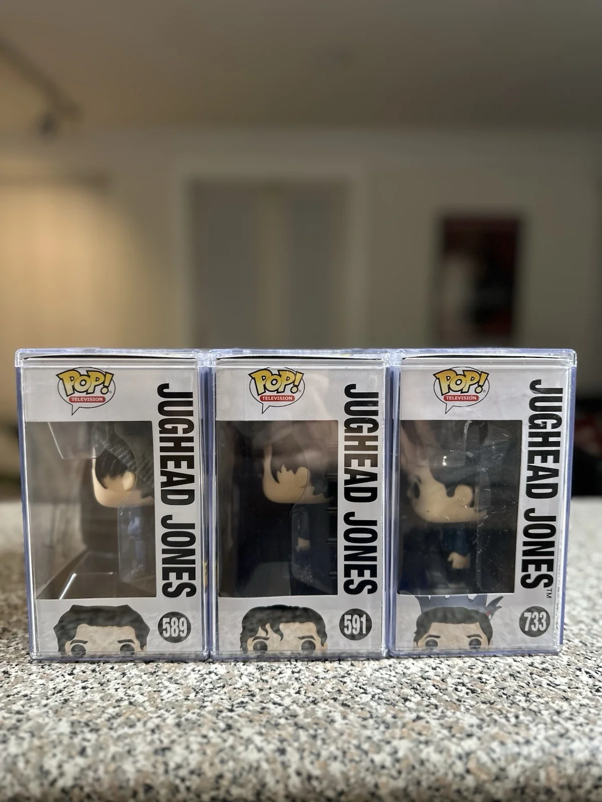 Cole Sprouse Signed Jughead Jones #591 Hot Topic Exclusive Funko Pop – Protector, изображение 3