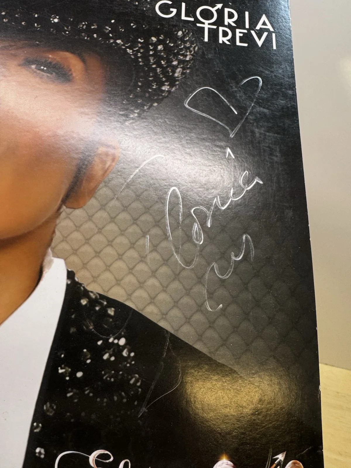 Gloria Trevi Autographed Vinyl LP Mexican Singer Signed Very Rare El Amor 2015, изображение 2