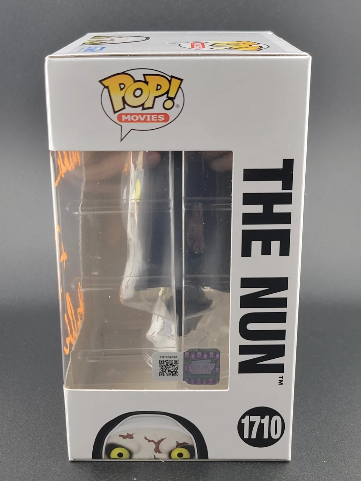 Bonnie Aarons — Bonnie Aarons Signed The Nun Funko #1710 With OC Celebrity Marketing COA, изображение 3