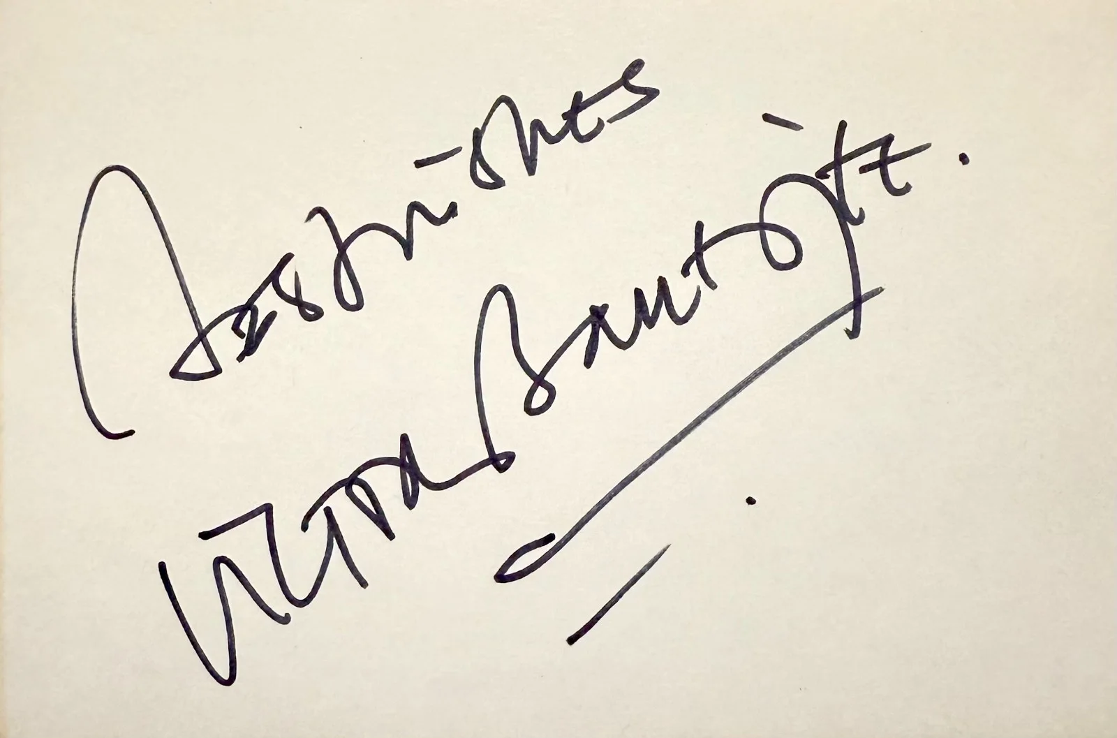 Victor Banerjee — VICTOR BANERJEE Signed Autographed 4"x 6" INDEX CARD Aakrosh A Passage to India, изображение 3