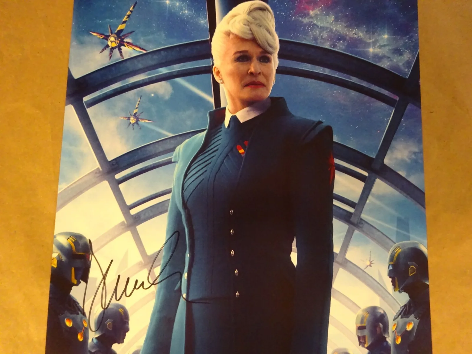 Glenn Close — Signed Glenn Close Autographed 11"x17" Guardians Of The Galaxy Photo BAS COA, изображение 4