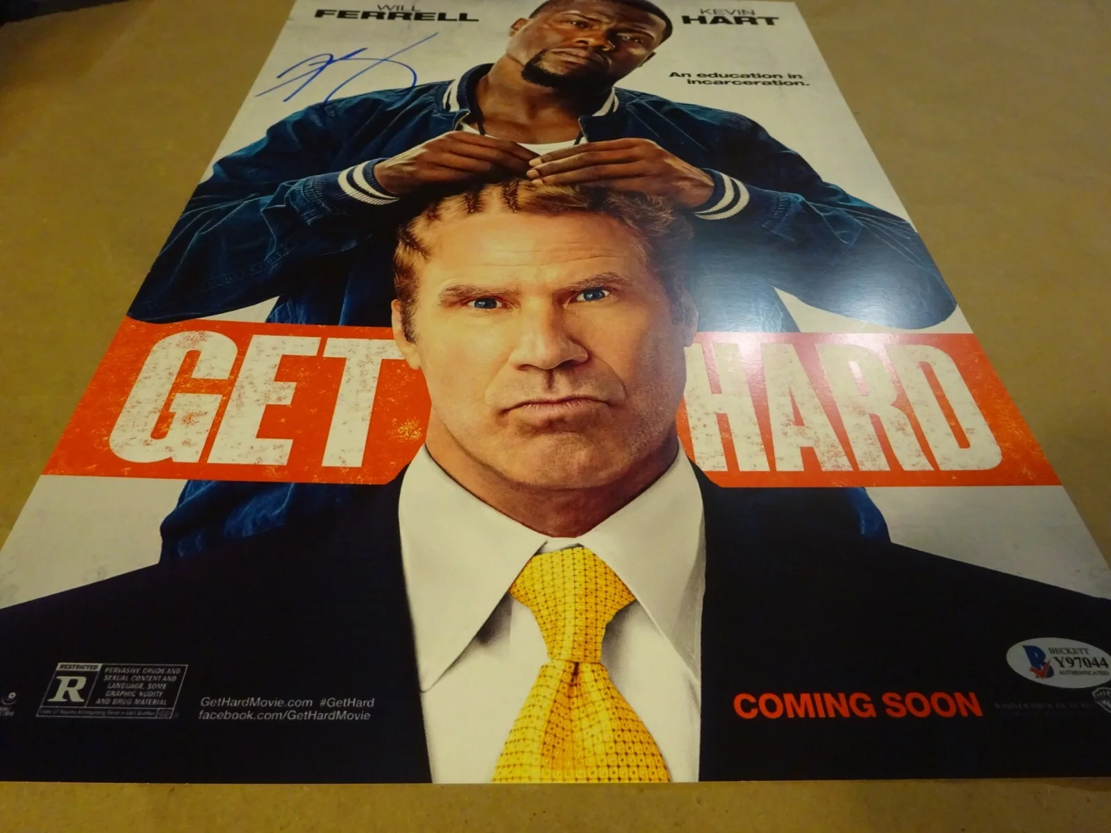 Kevin Hart — Signed Kevin Hart Autographed 11"x17" Get Hard Photo Beckett BAS COA, изображение 3