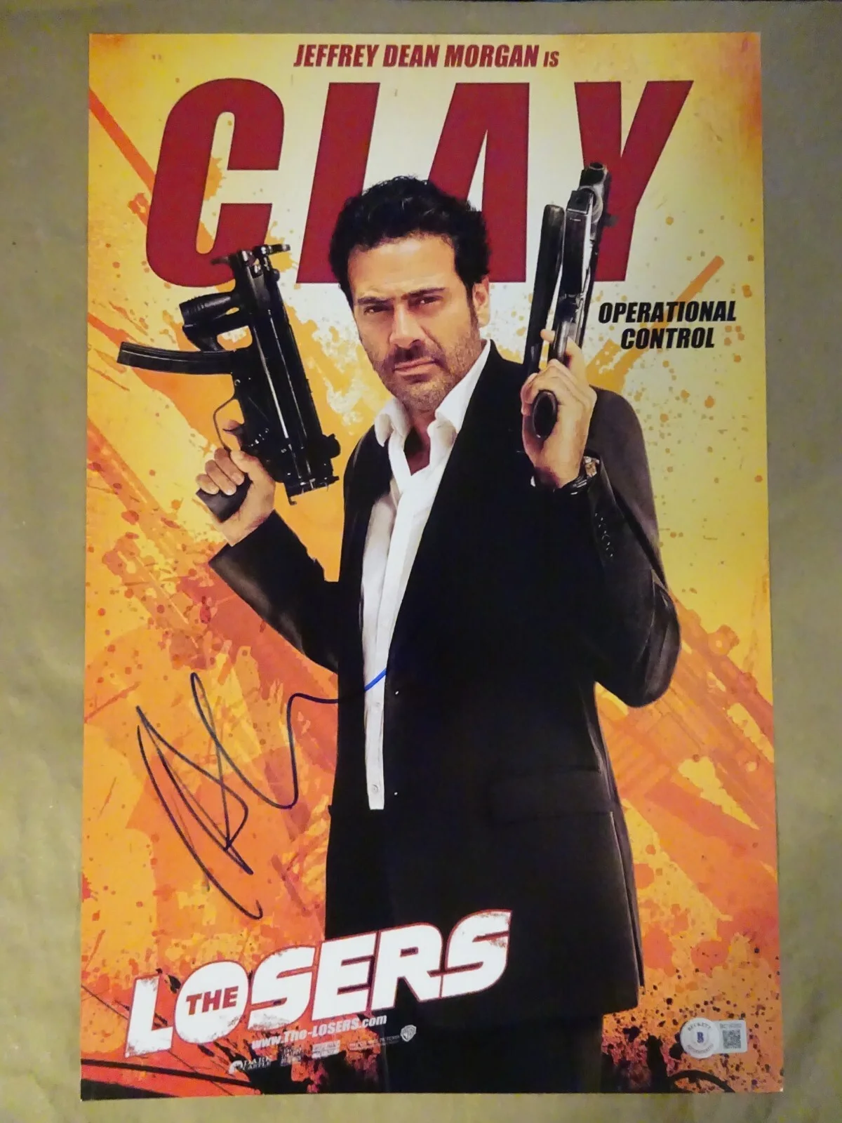 Jeffrey Dean Morgan — Signed Jeffrey Dean Morgan Autographed 11"x17" The Losers Photo Beckett BAS COA, изображение 2